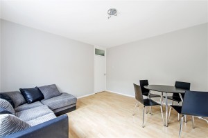 Images for Hydethorpe Road, London