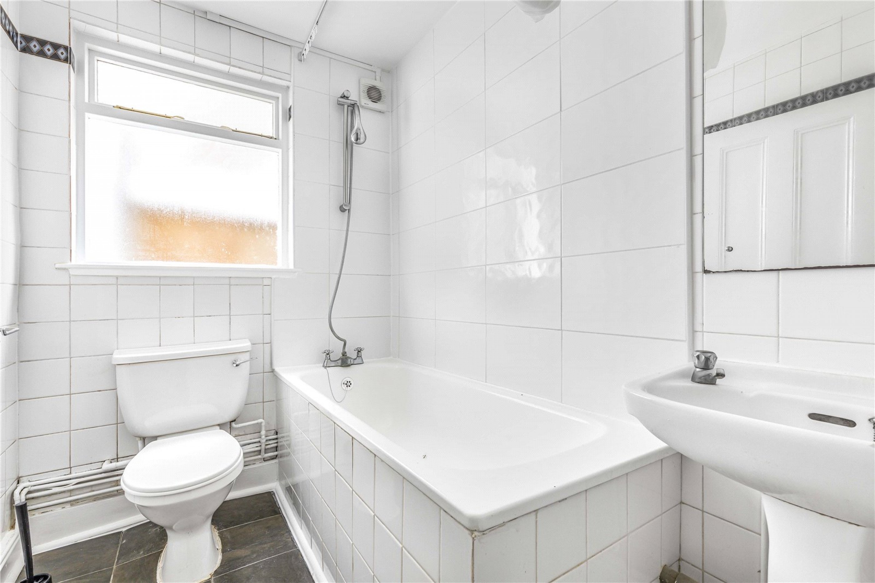 Images for London EAID:163099177 BID:BLM