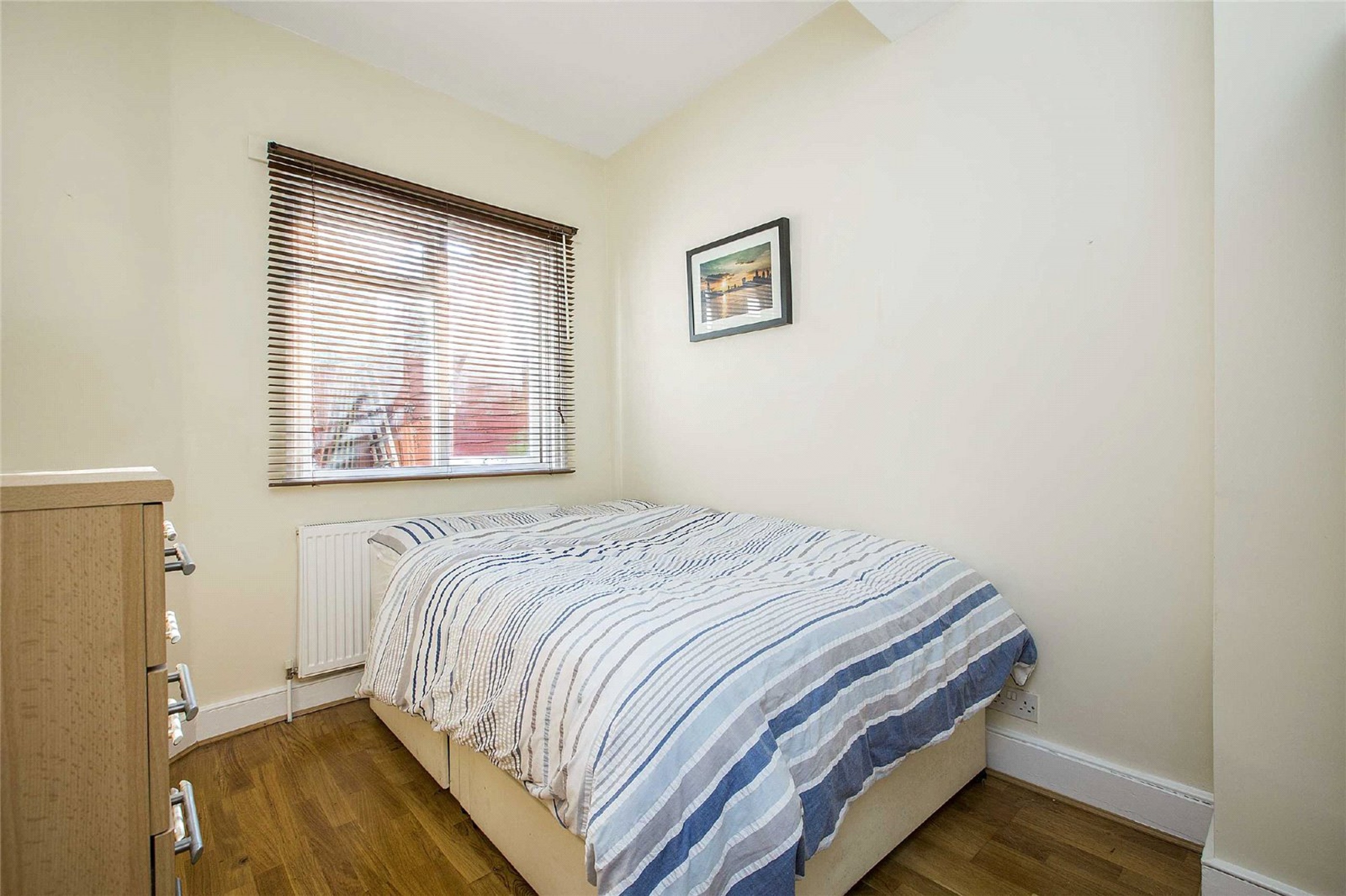 Images for London EAID:4101633374 BID:BLM
