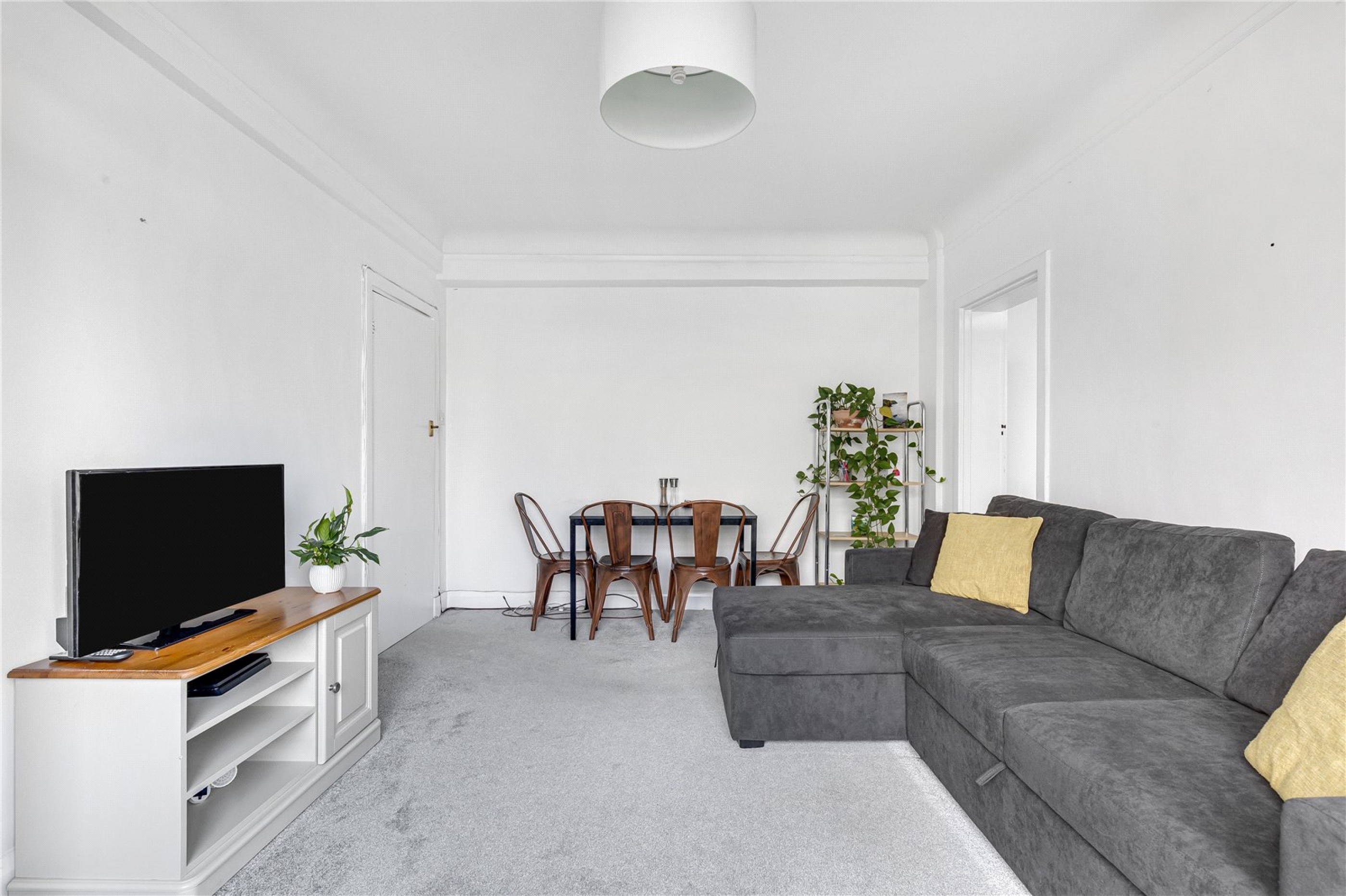 Images for Balham High Road, London EAID:163099177 BID:BLM