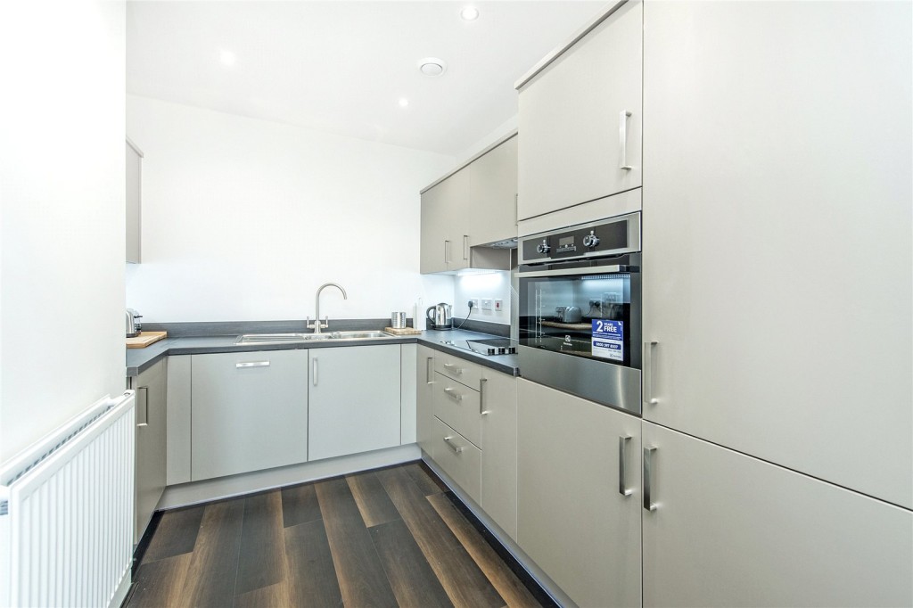 Images for London EAID:4101633374 BID:BLM