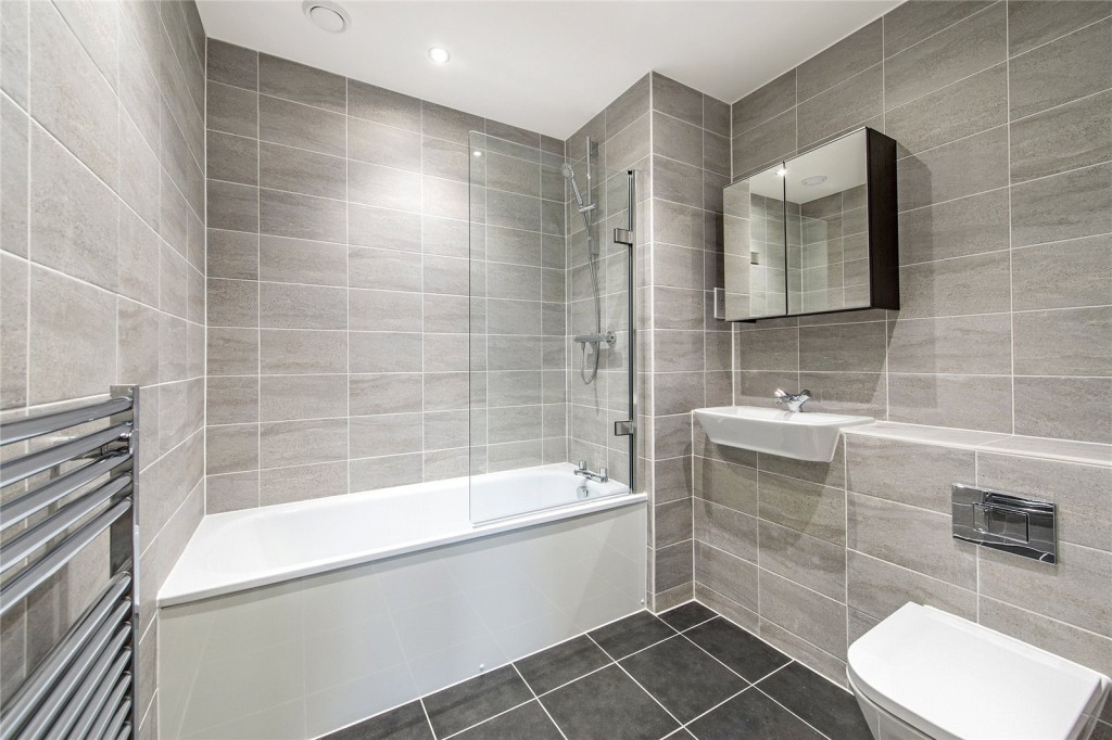 Images for London EAID:4101633374 BID:BLM