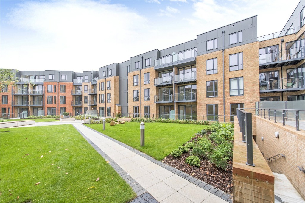 Images for London EAID:4101633374 BID:BLM