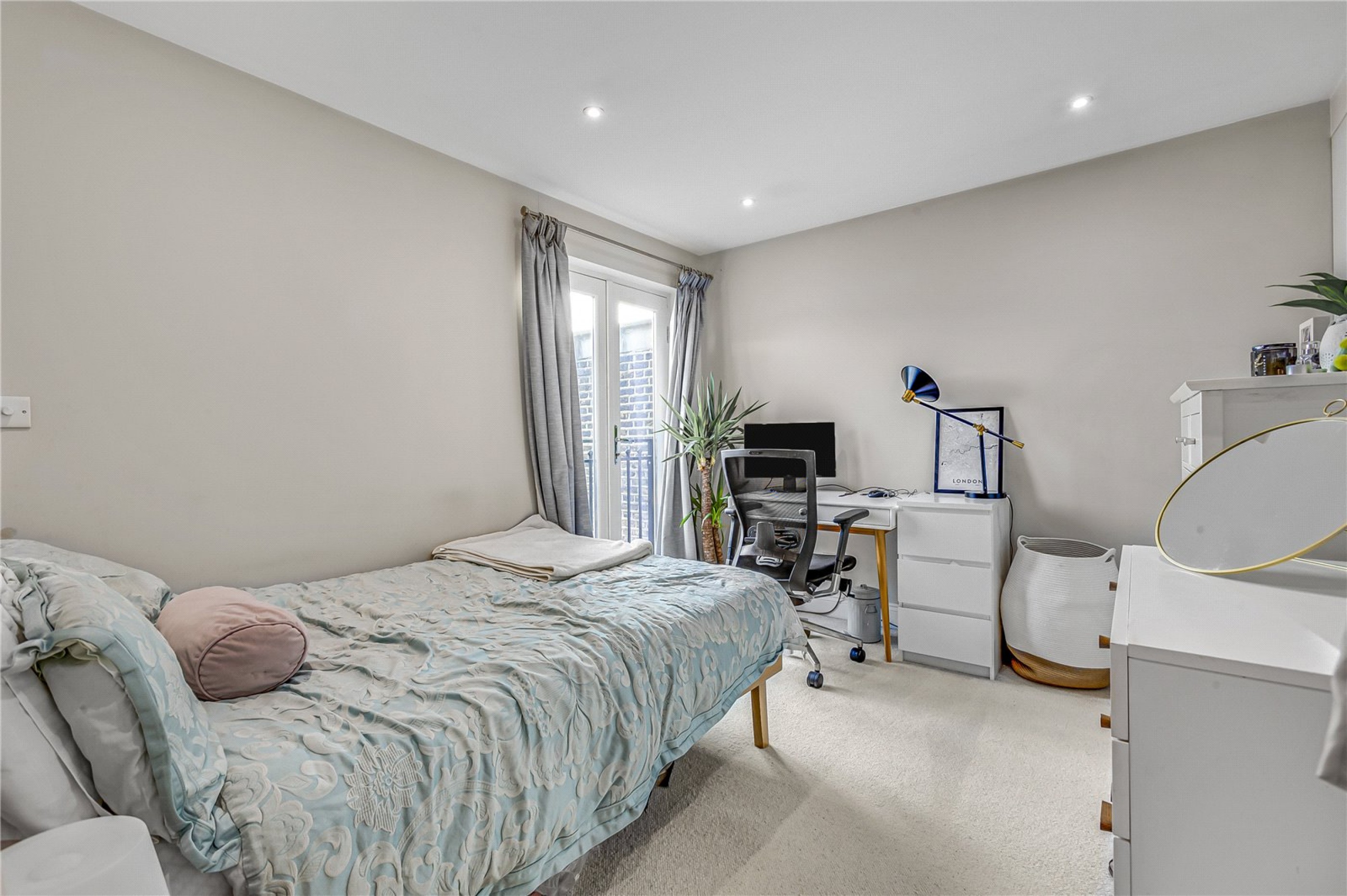 Images for London EAID:163099177 BID:BLM