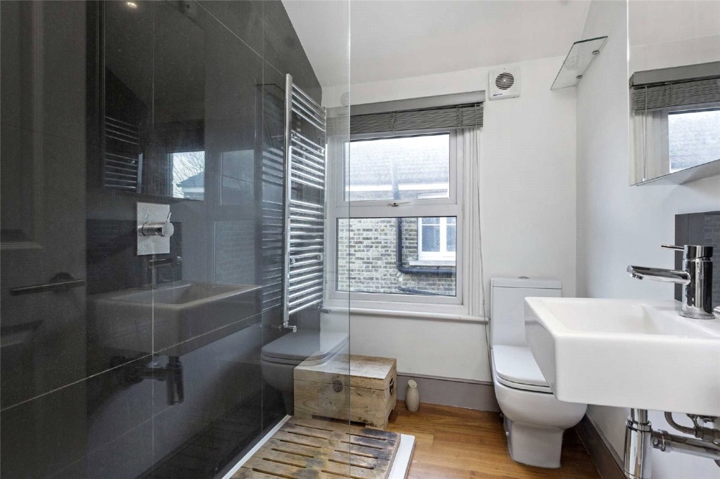 Images for London EAID:163099177 BID:BLM