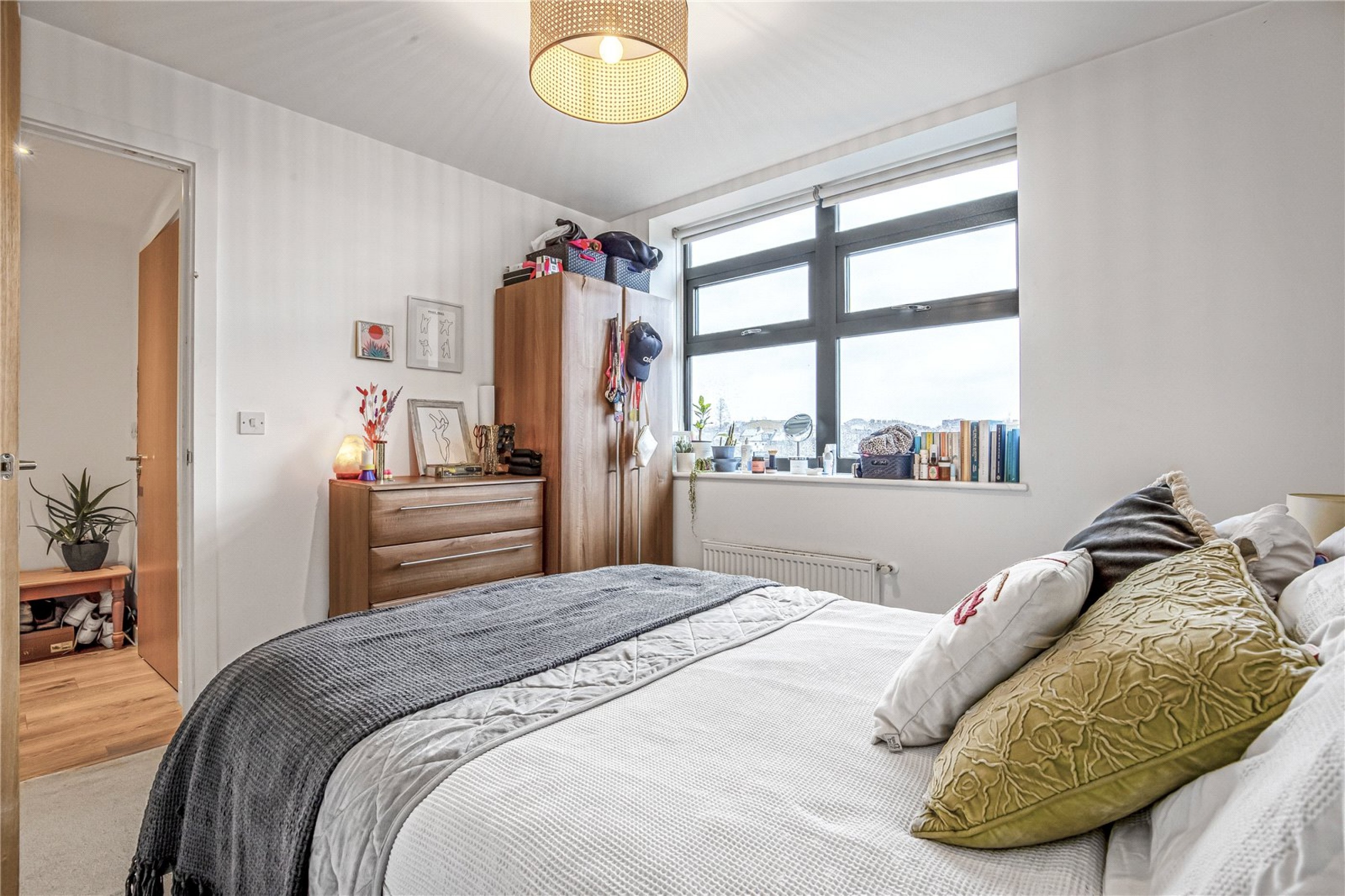 Images for London EAID:4101633374 BID:BLM