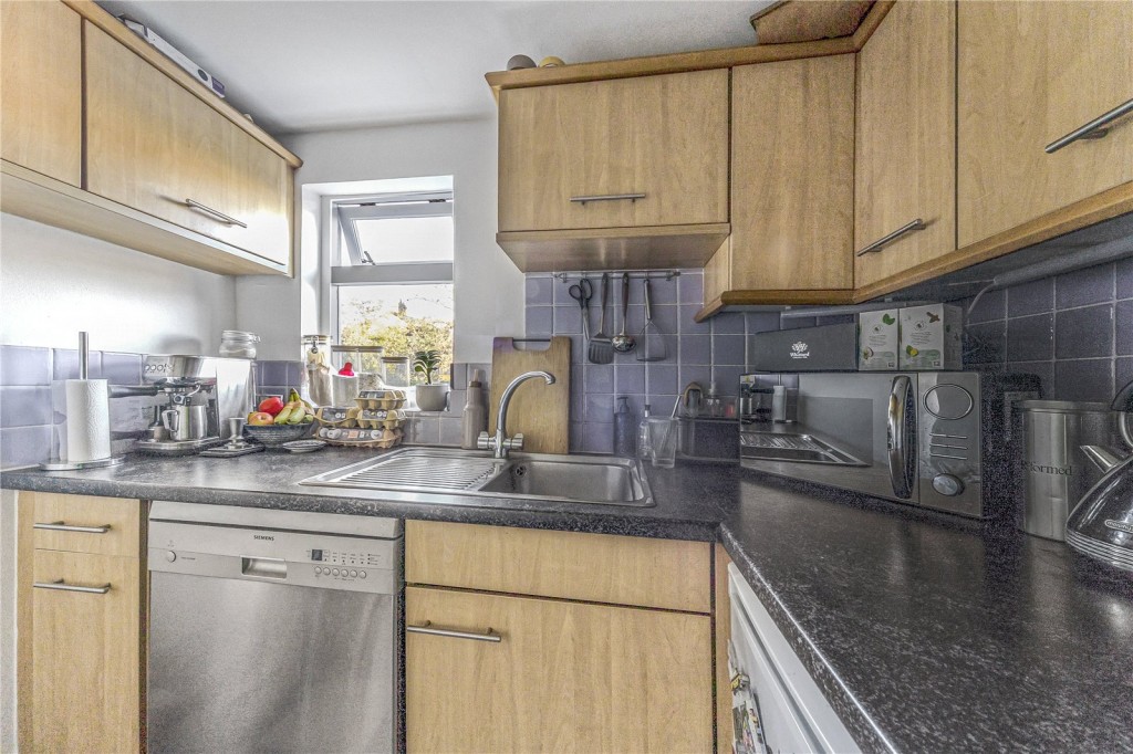 Images for London EAID:4101633374 BID:BLM