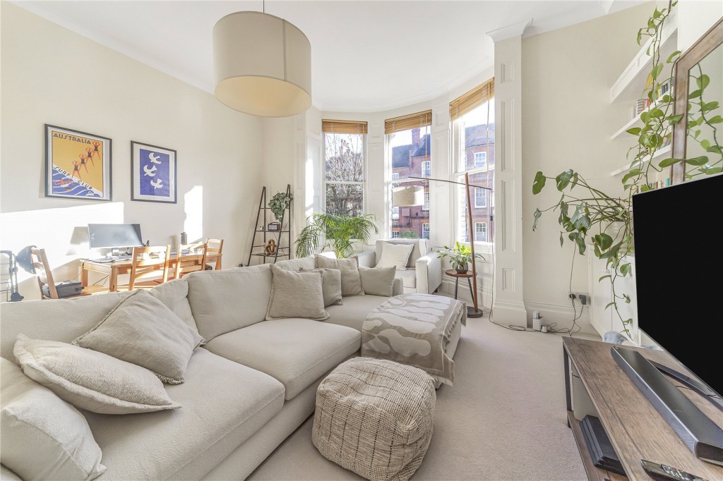 Images for London EAID:4101633374 BID:BLM