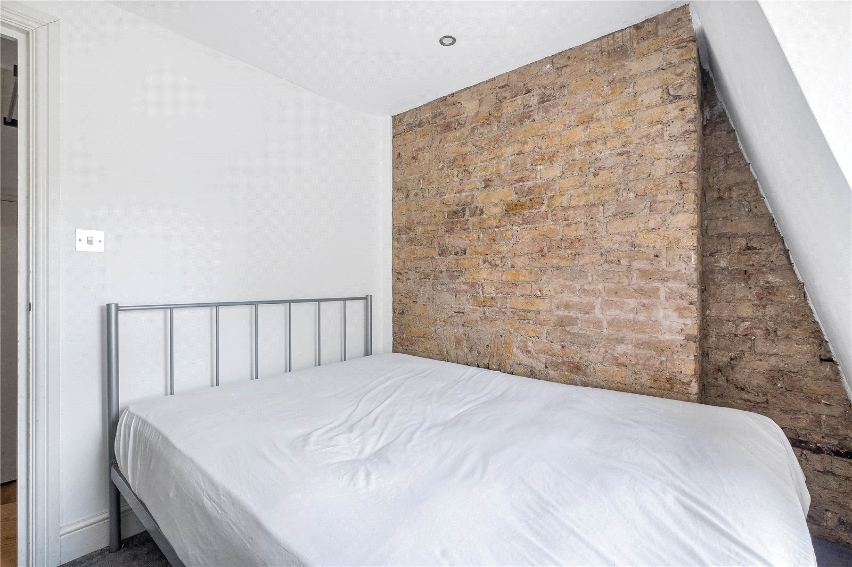 Images for London EAID:163099177 BID:BLM