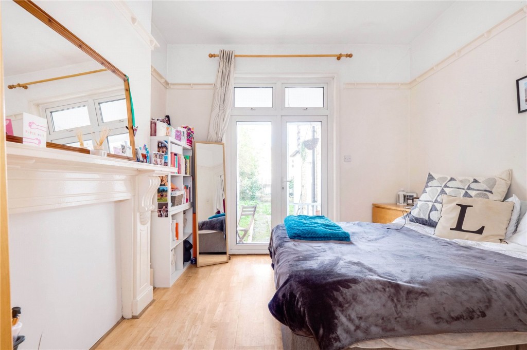 Images for London EAID:4101633374 BID:BLM