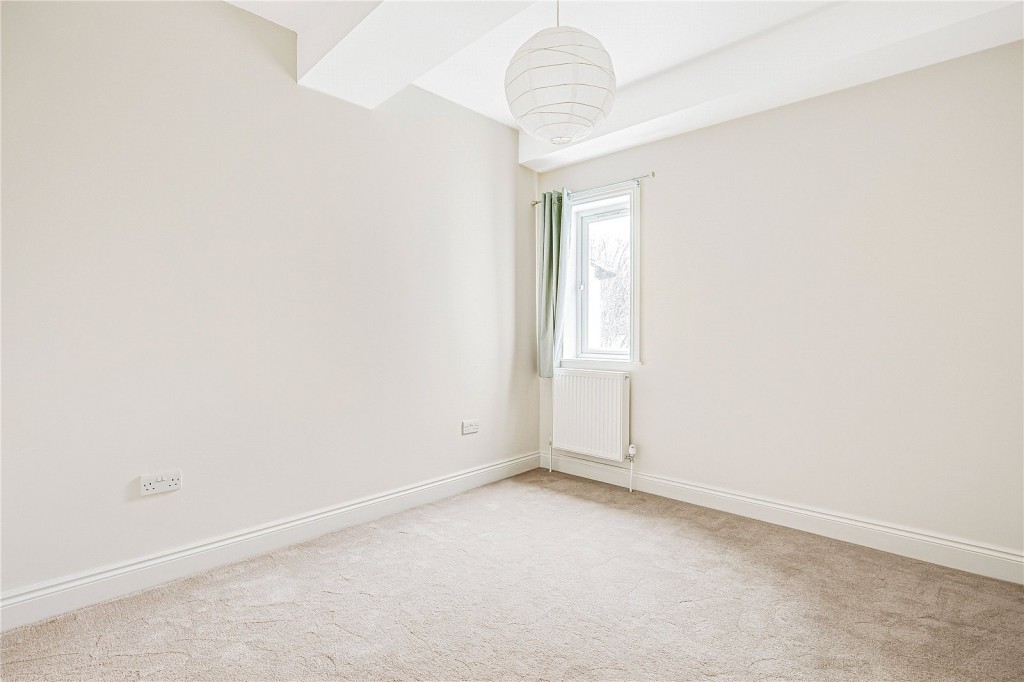 Images for London EAID:163099177 BID:FRD