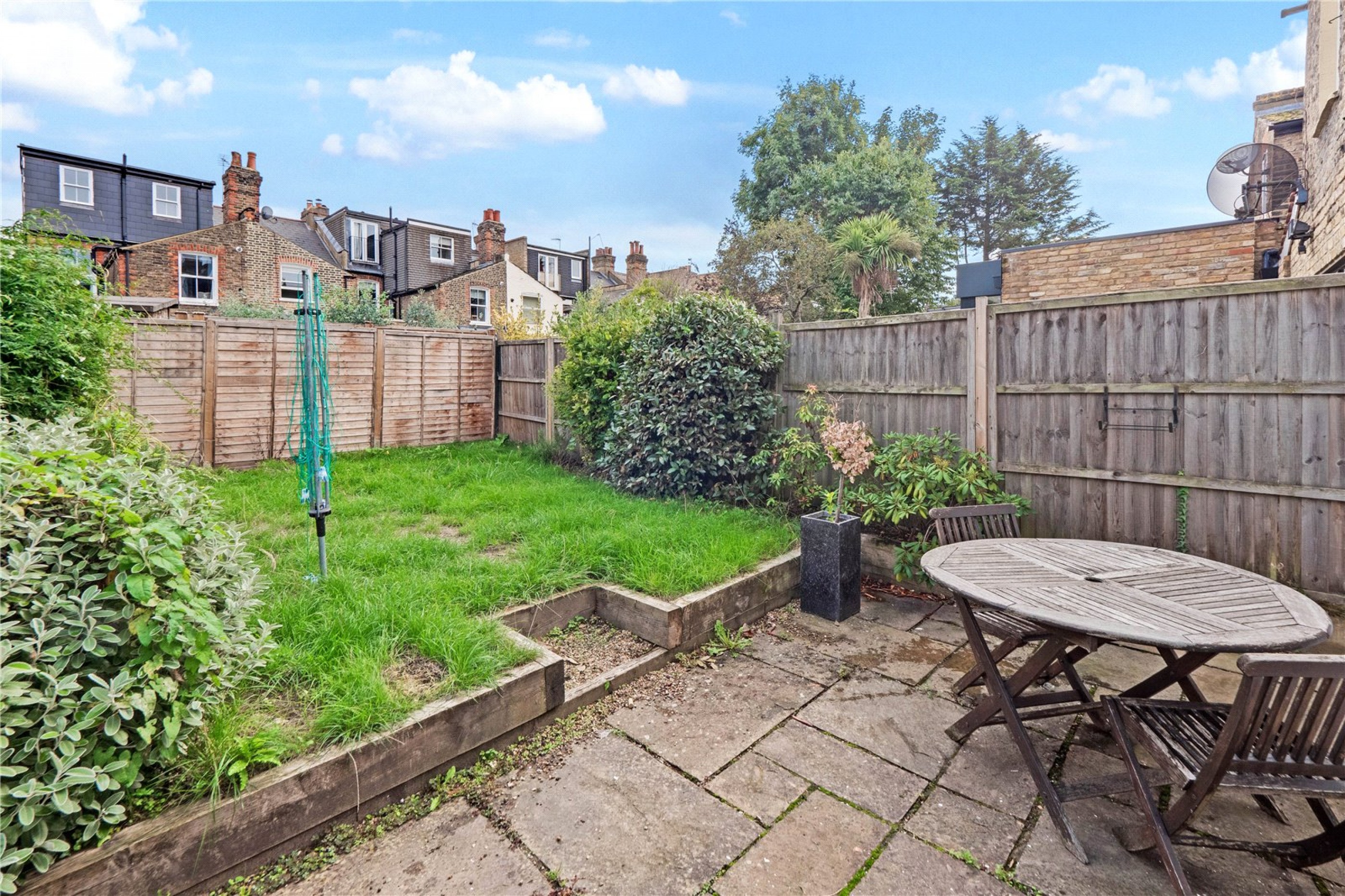 Images for London EAID:163099177 BID:BLM