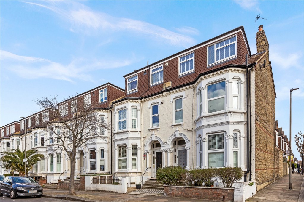 Images for London EAID:4101633374 BID:BLM