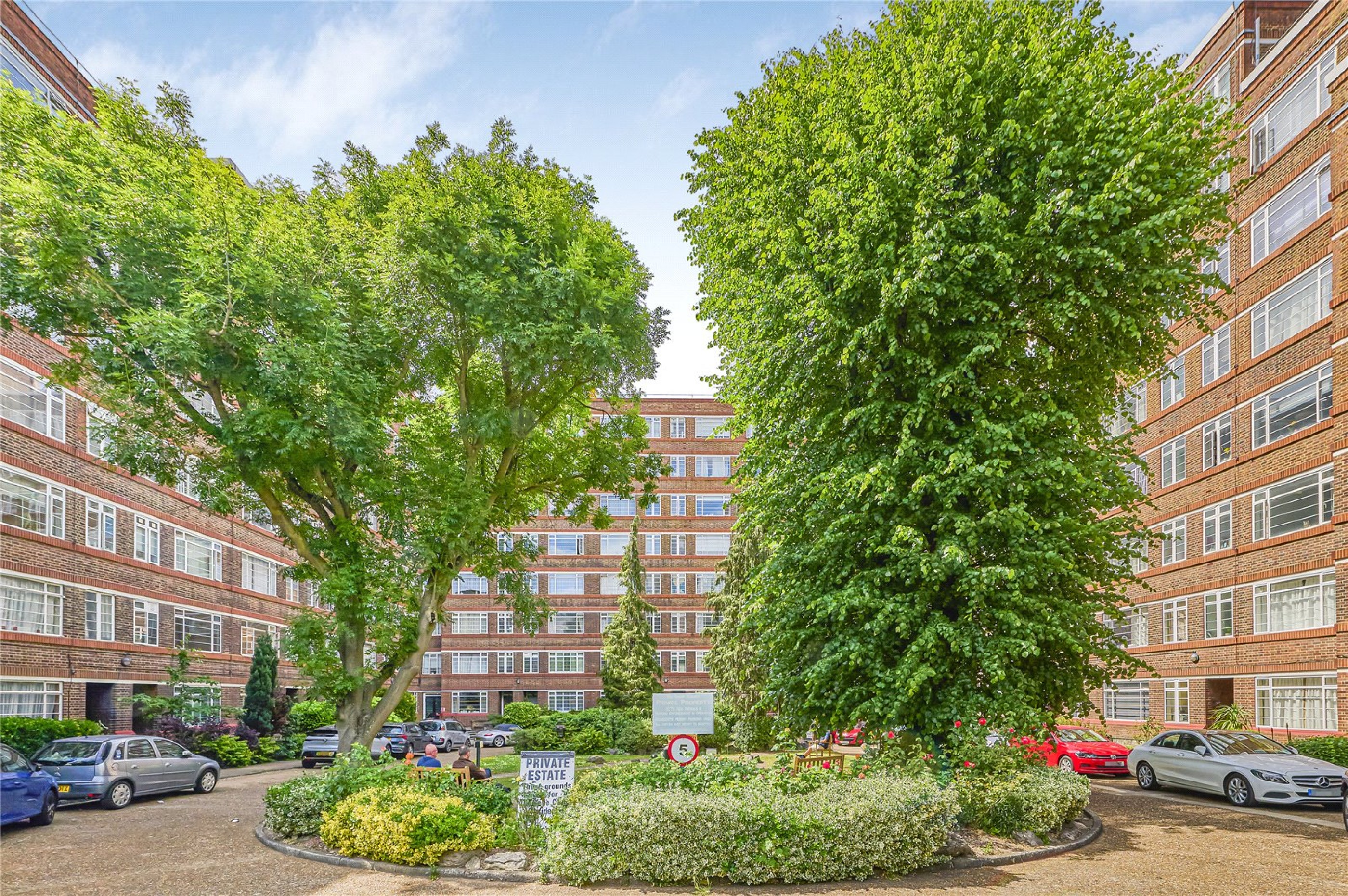 Images for London EAID:163099177 BID:BLM