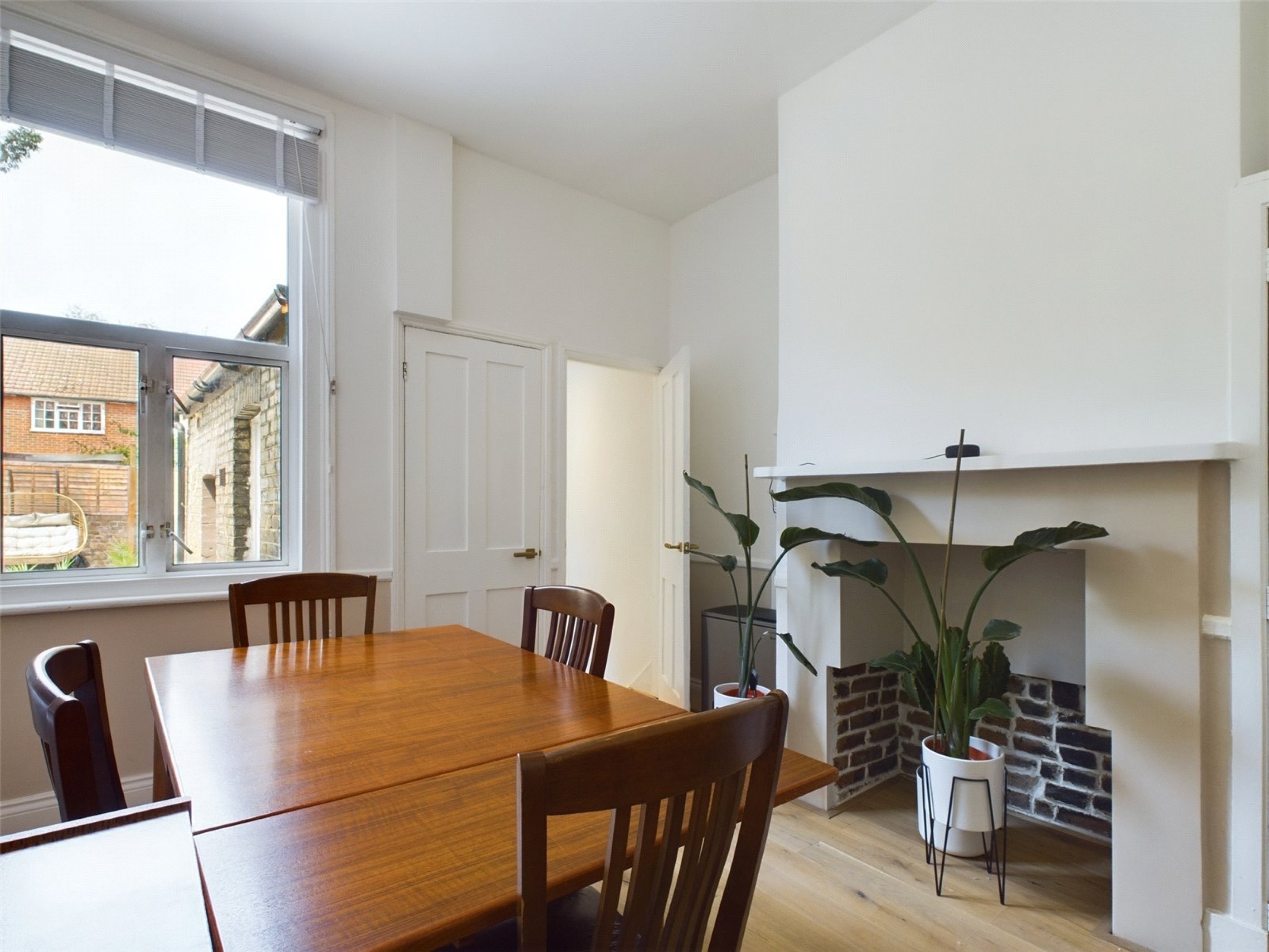 Images for London EAID:163099177 BID:CLM