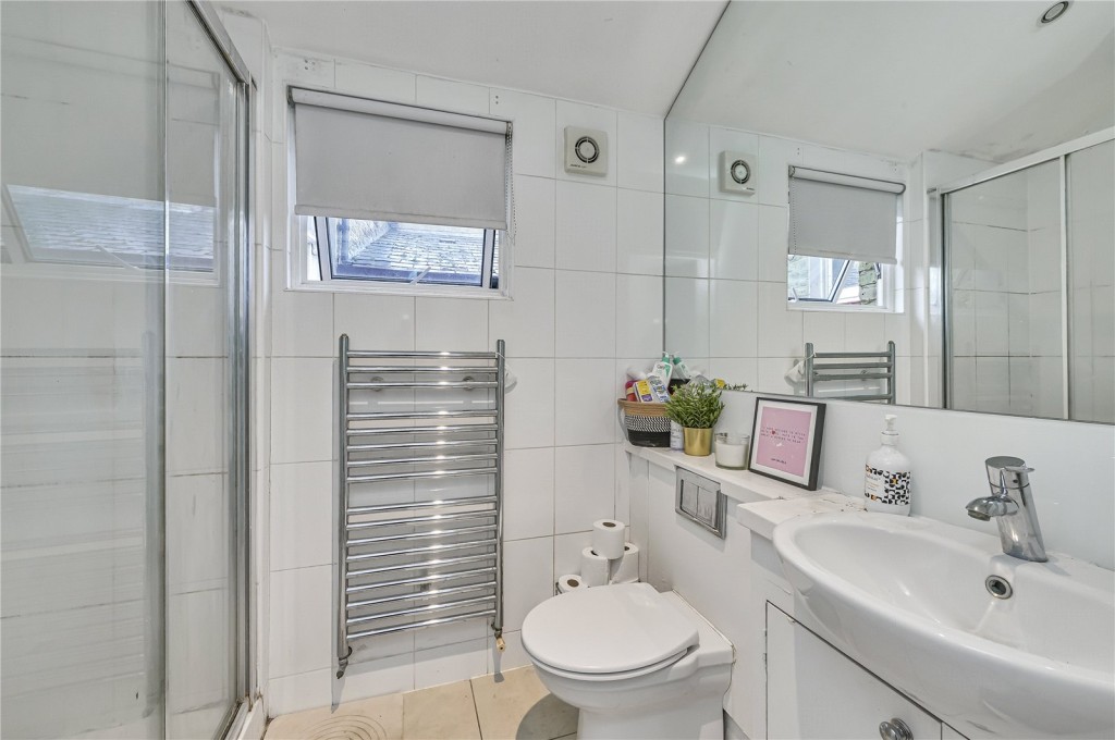 Images for London EAID:4101633374 BID:BLM