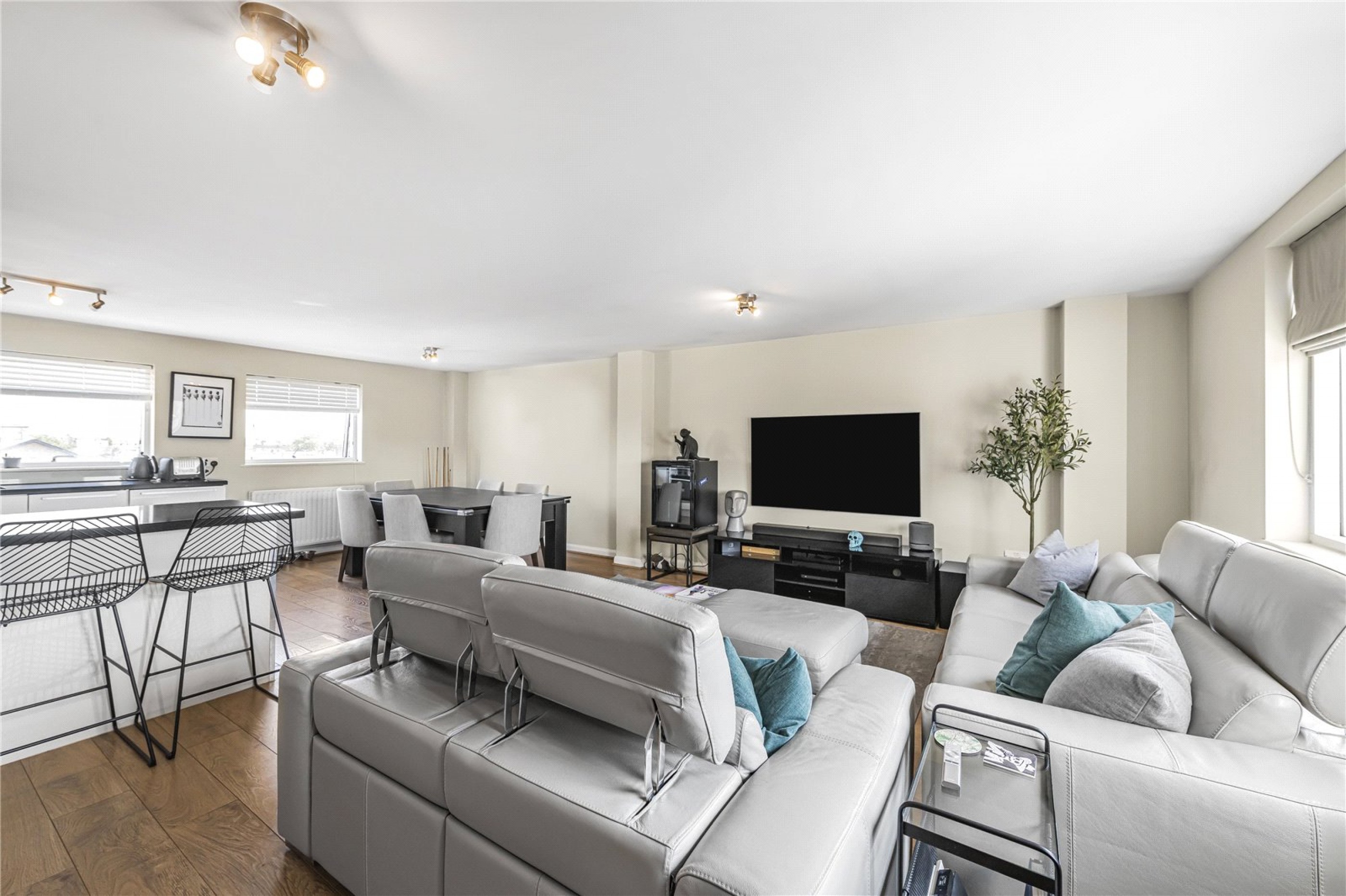 Images for Elmfield Road, London EAID:163099177 BID:BLM