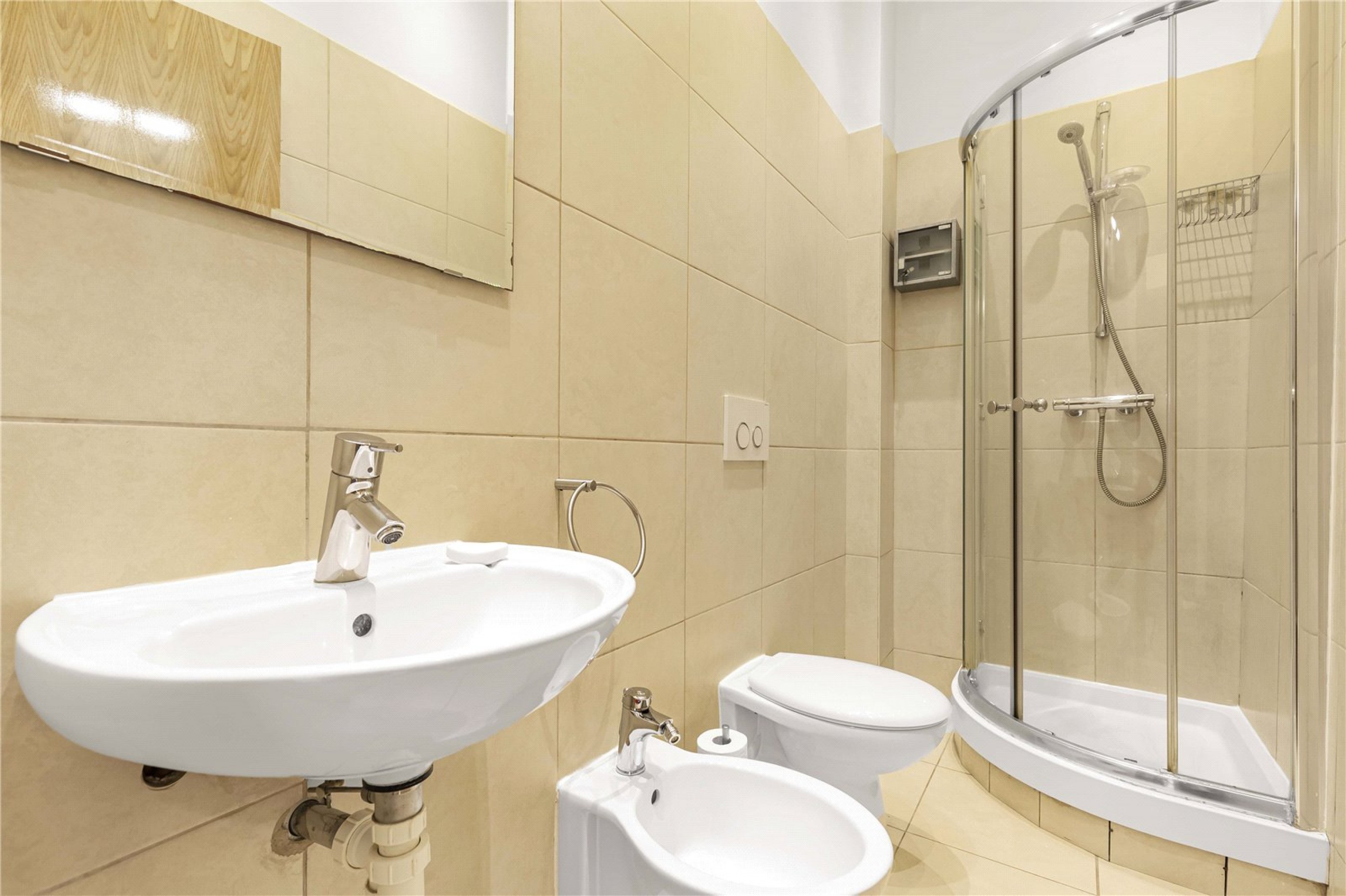 Images for London EAID:163099177 BID:CLM