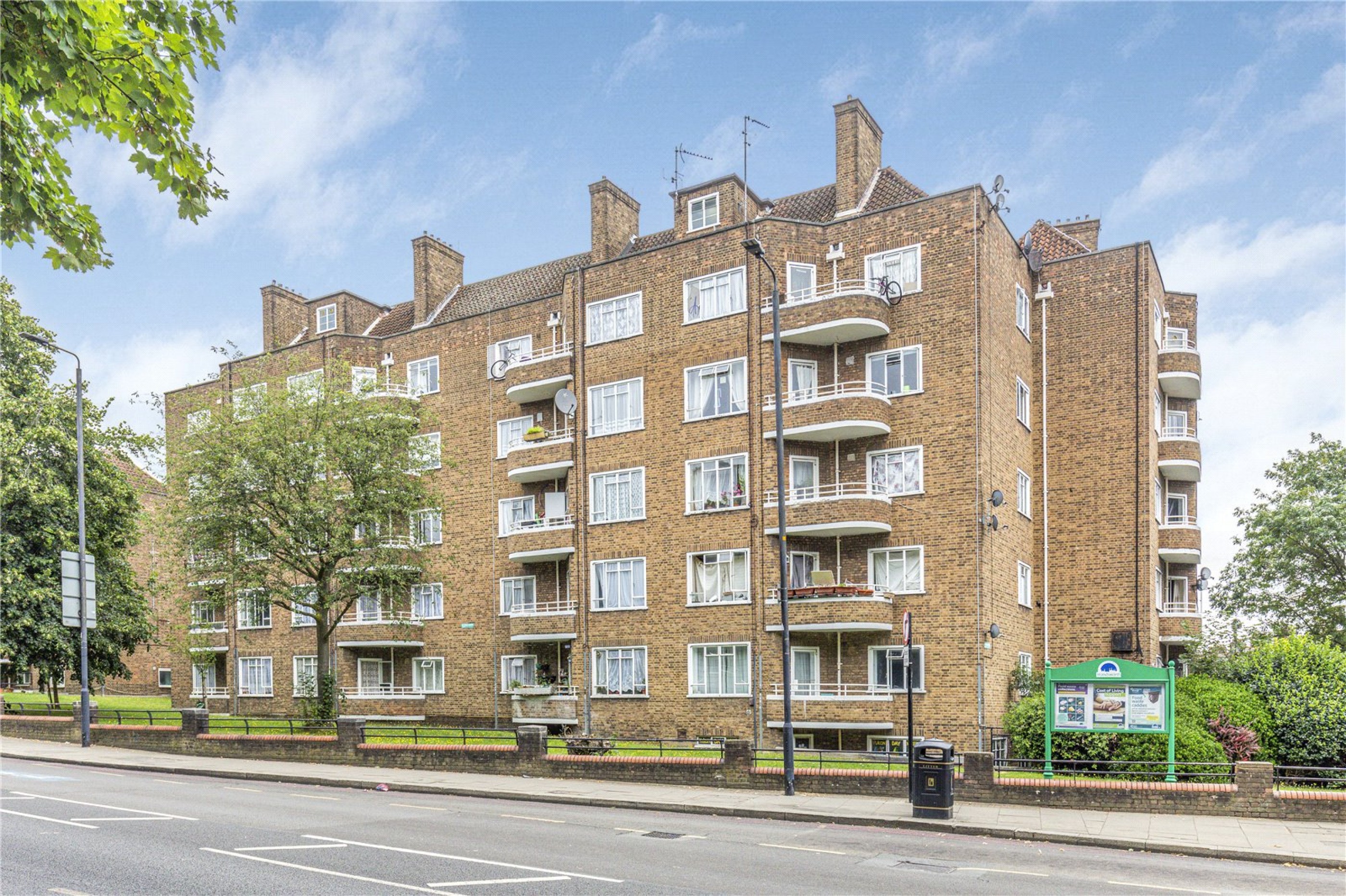 Images for London EAID:163099177 BID:BLM