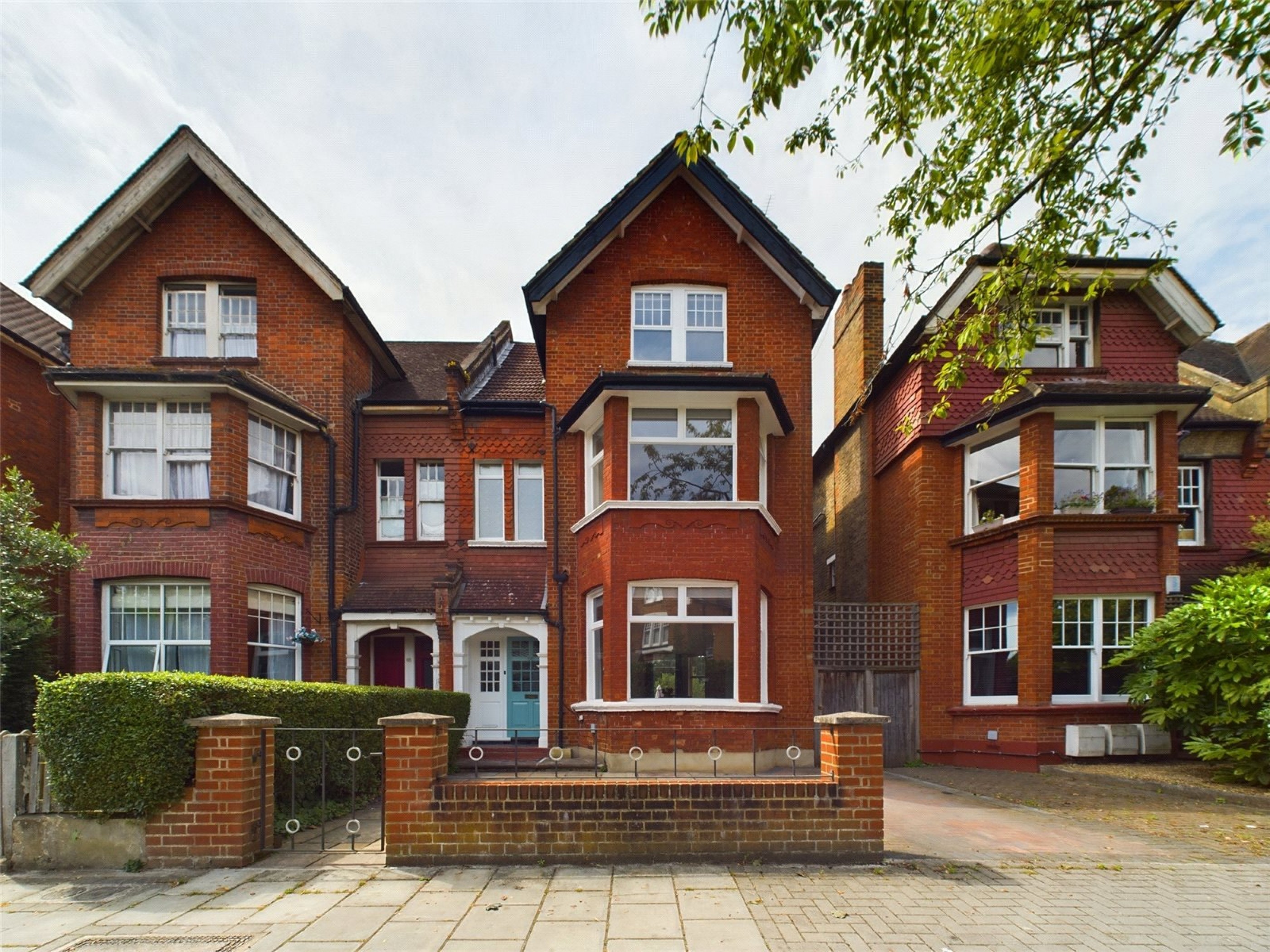 Images for London EAID:163099177 BID:BLM