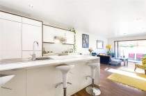 Balham Grove, London, SW12