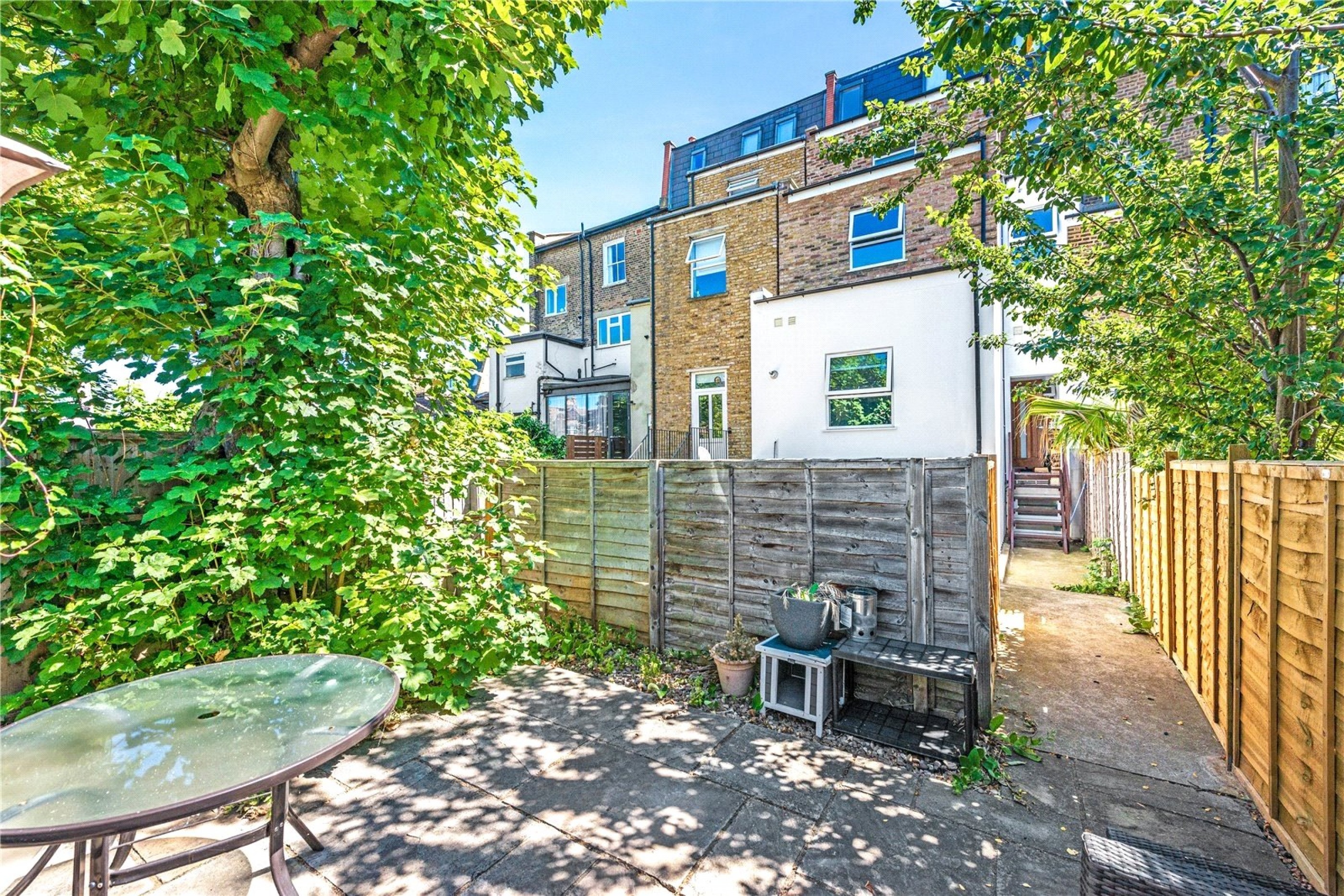 Images for London EAID:163099177 BID:BLM