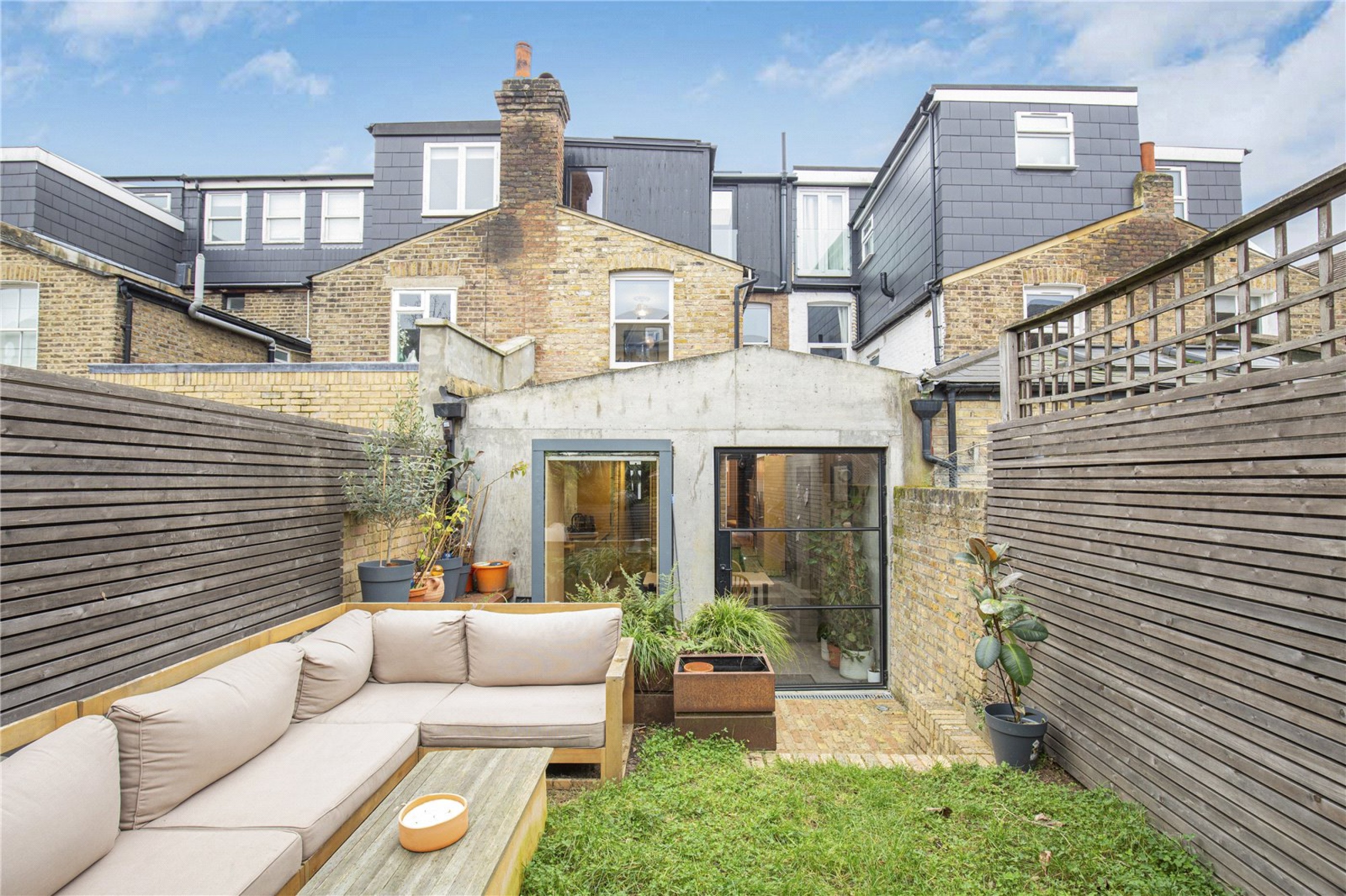 Images for London EAID:163099177 BID:BLM