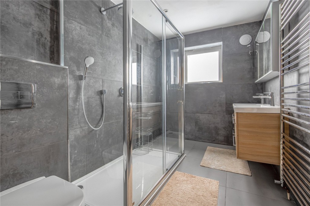 Images for London EAID:4101633374 BID:BLM