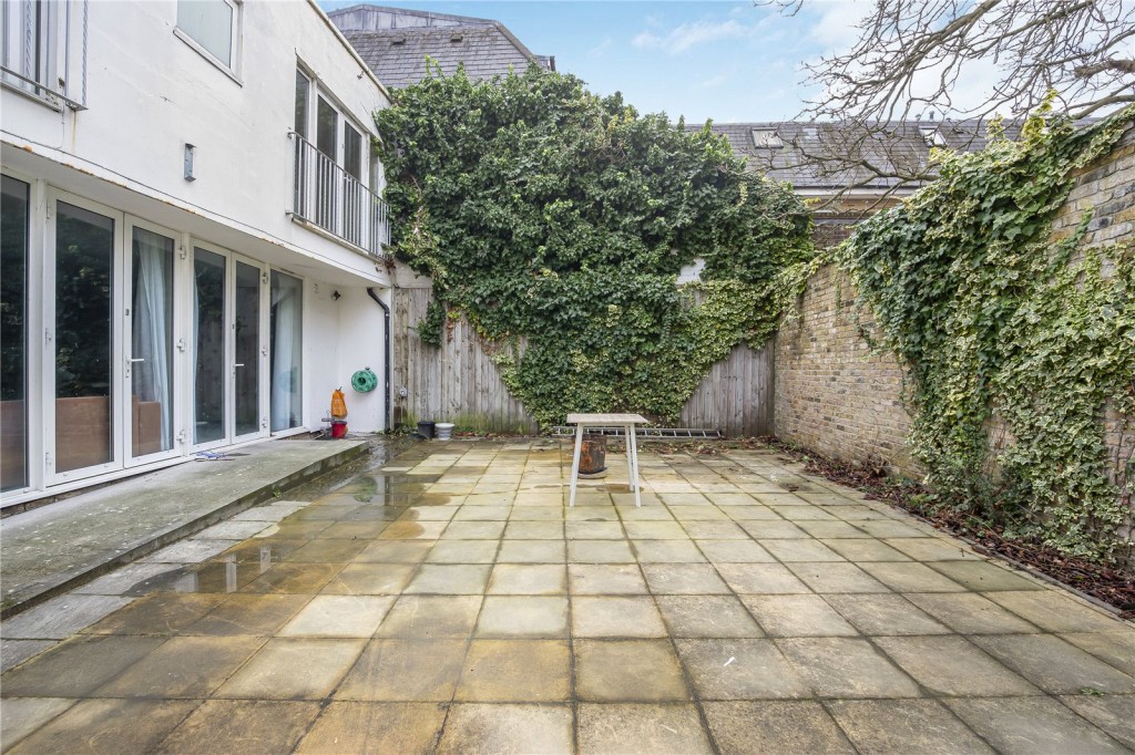 Images for London EAID:4101633374 BID:BLM