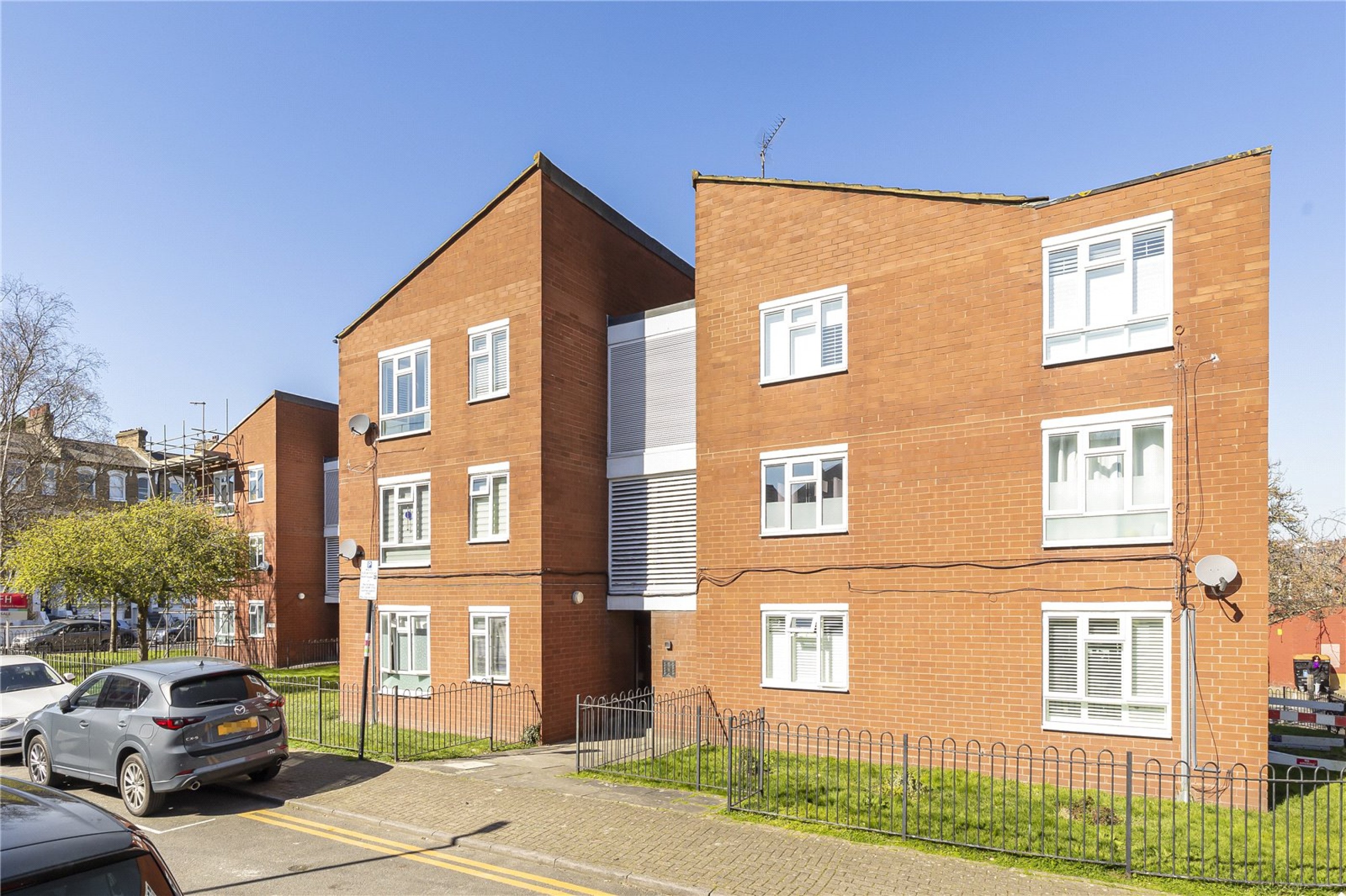 Images for London EAID:163099177 BID:BLM