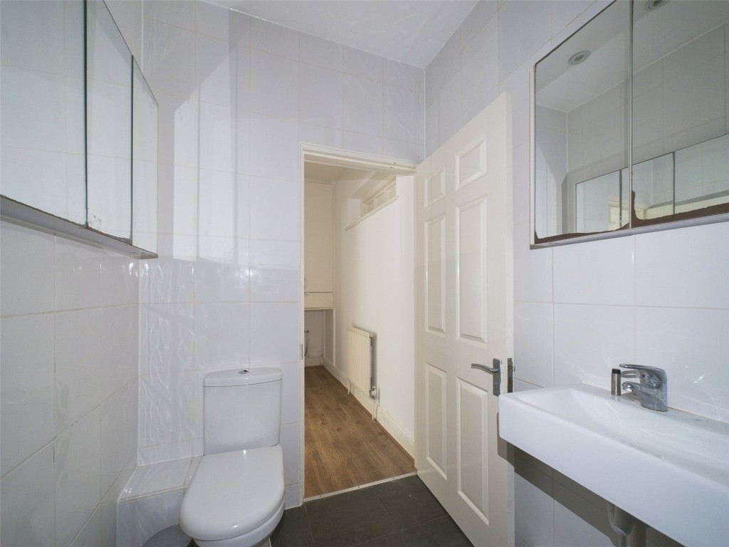 Images for London EAID:4101633374 BID:CLM