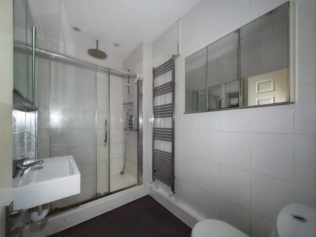 Images for London EAID:4101633374 BID:CLM