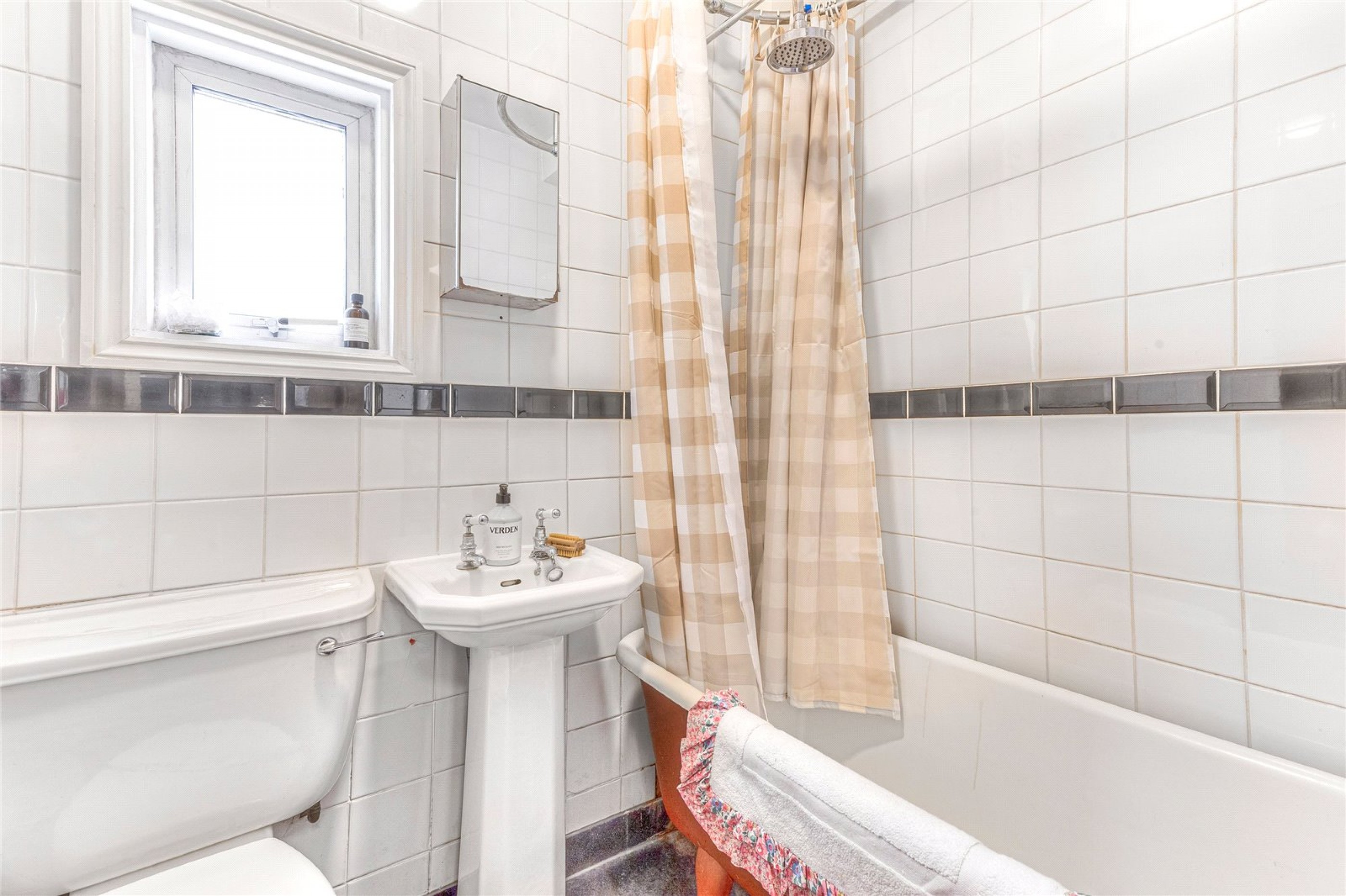 Images for Furzedown EAID:163099177 BID:FRD