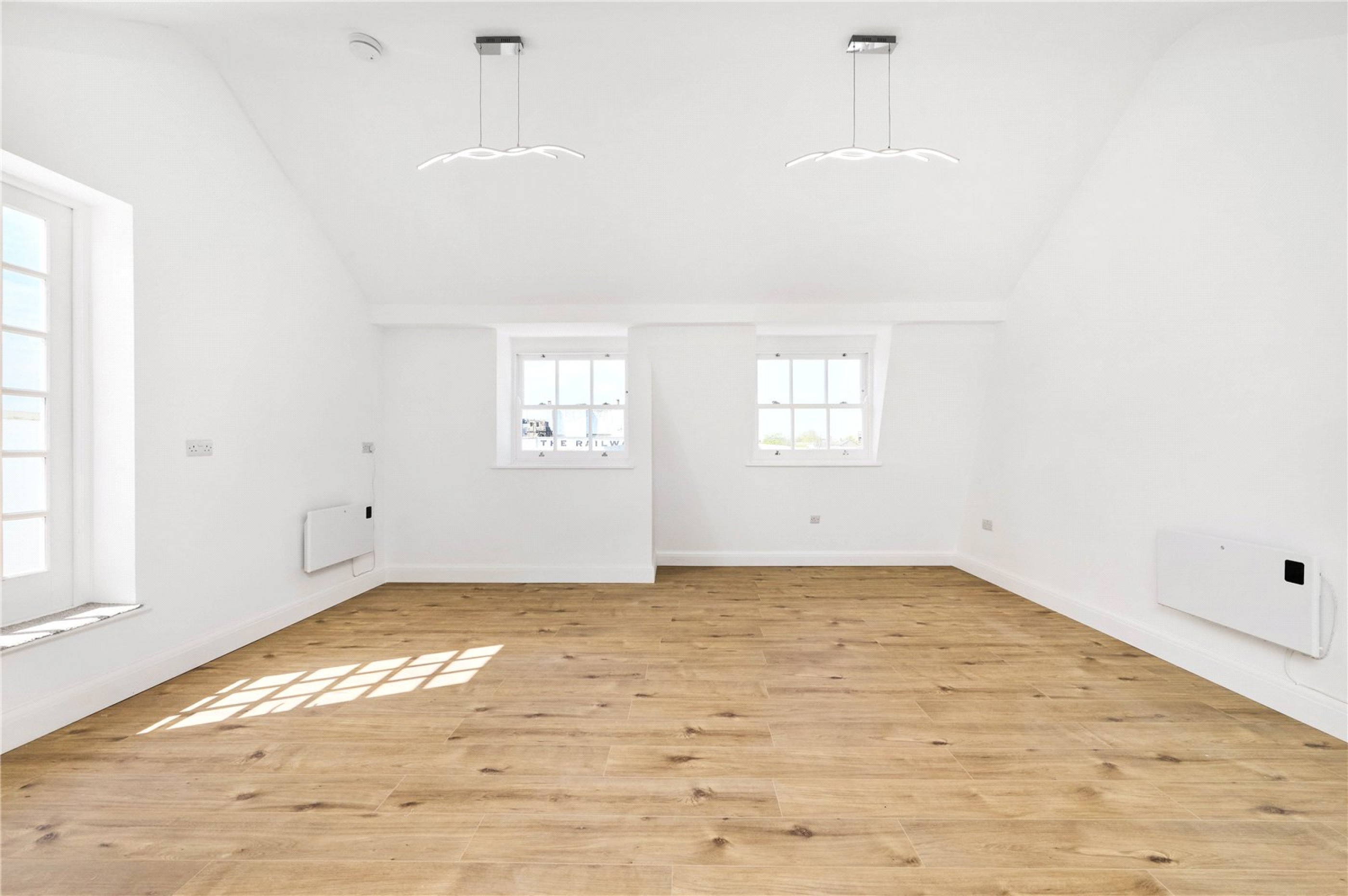 Images for London EAID:163099177 BID:CLM