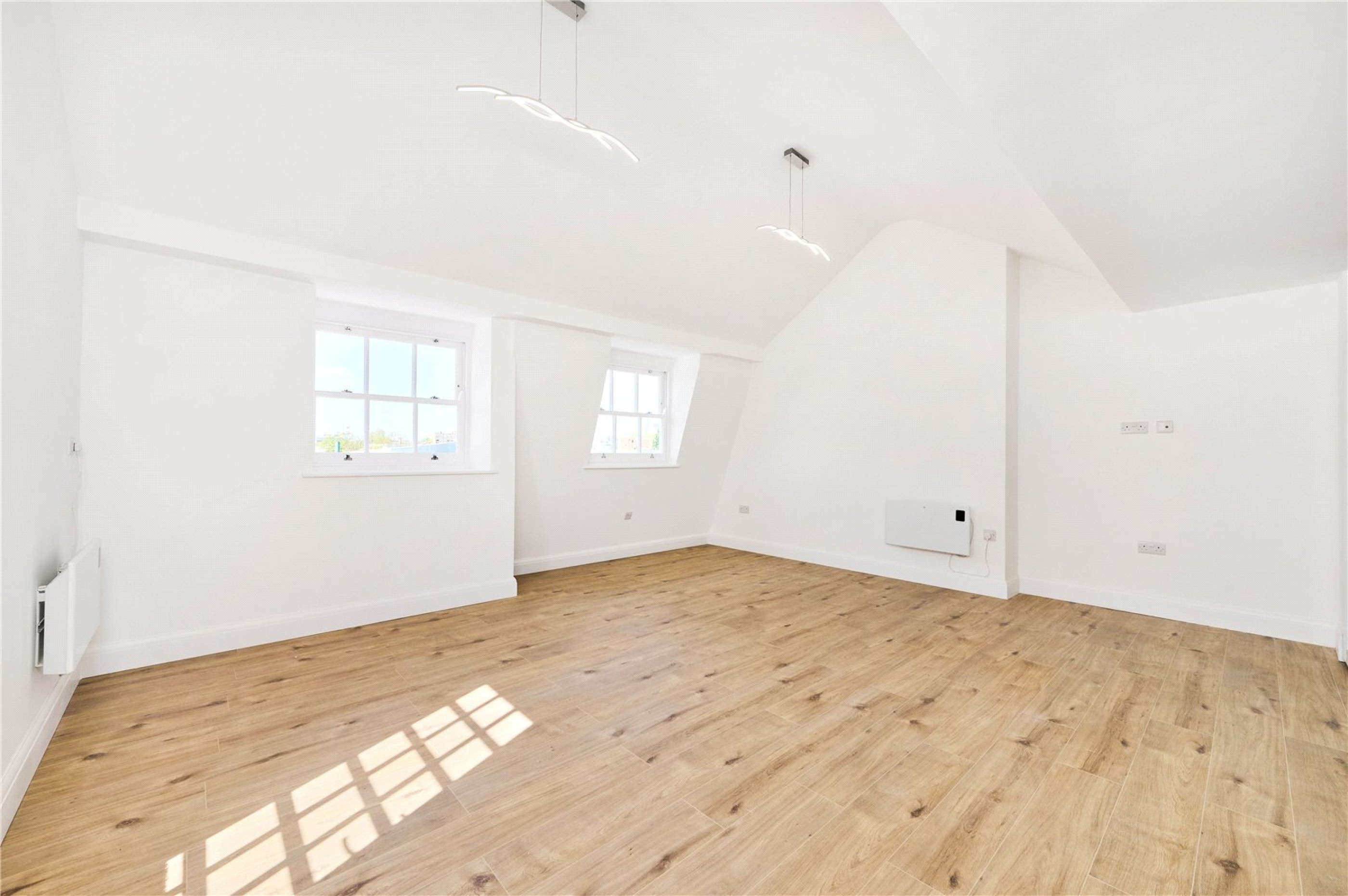 Images for London EAID:163099177 BID:CLM