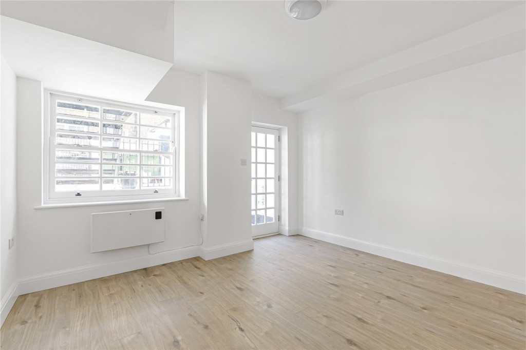 Images for London EAID:163099177 BID:CLM