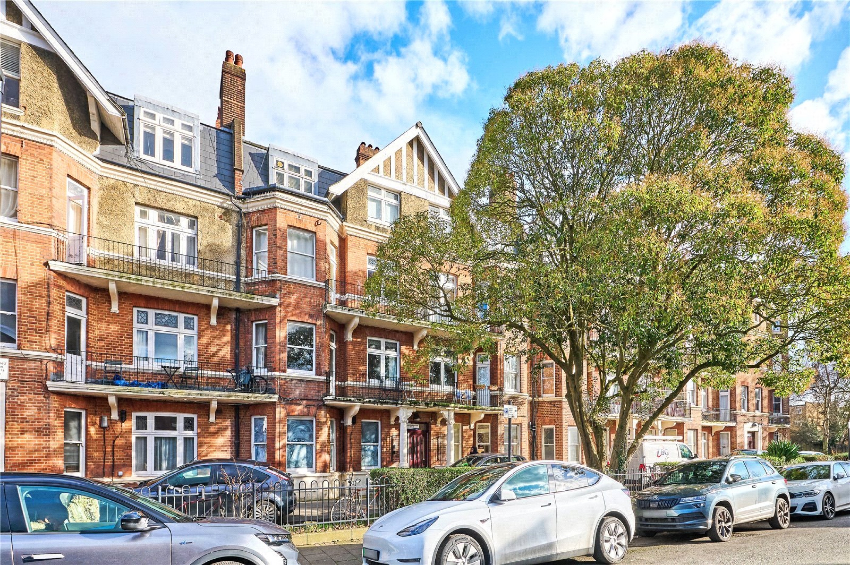 Images for London EAID:163099177 BID:BLM