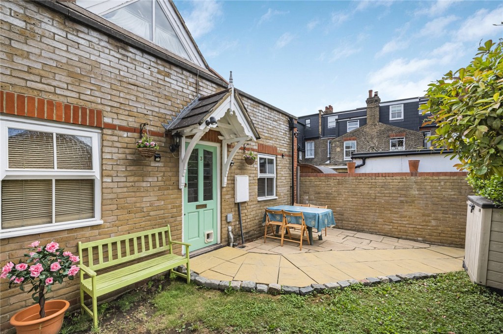 Images for London EAID:163099177 BID:BLM