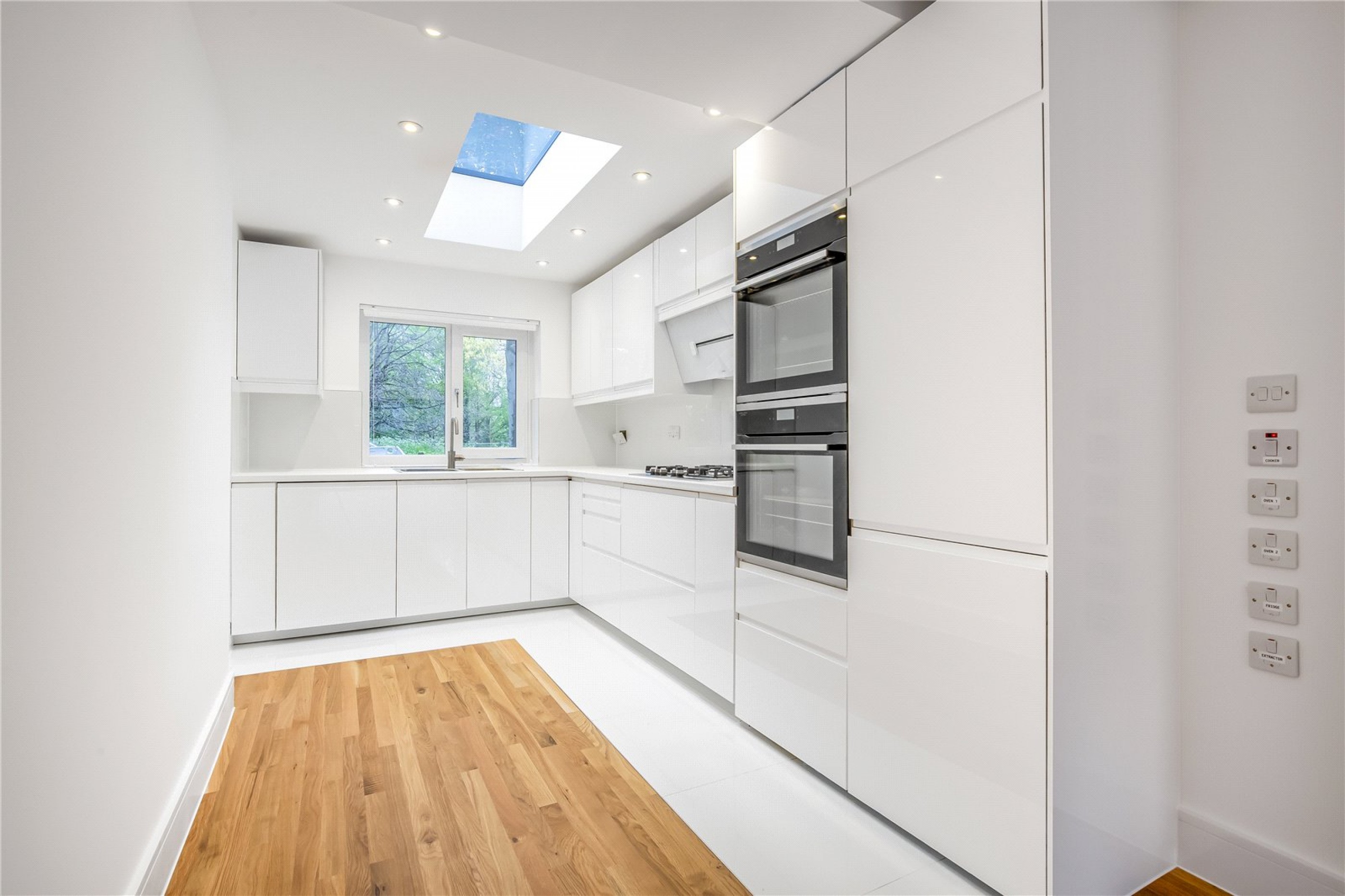 Images for Furzedown EAID:163099177 BID:FRD