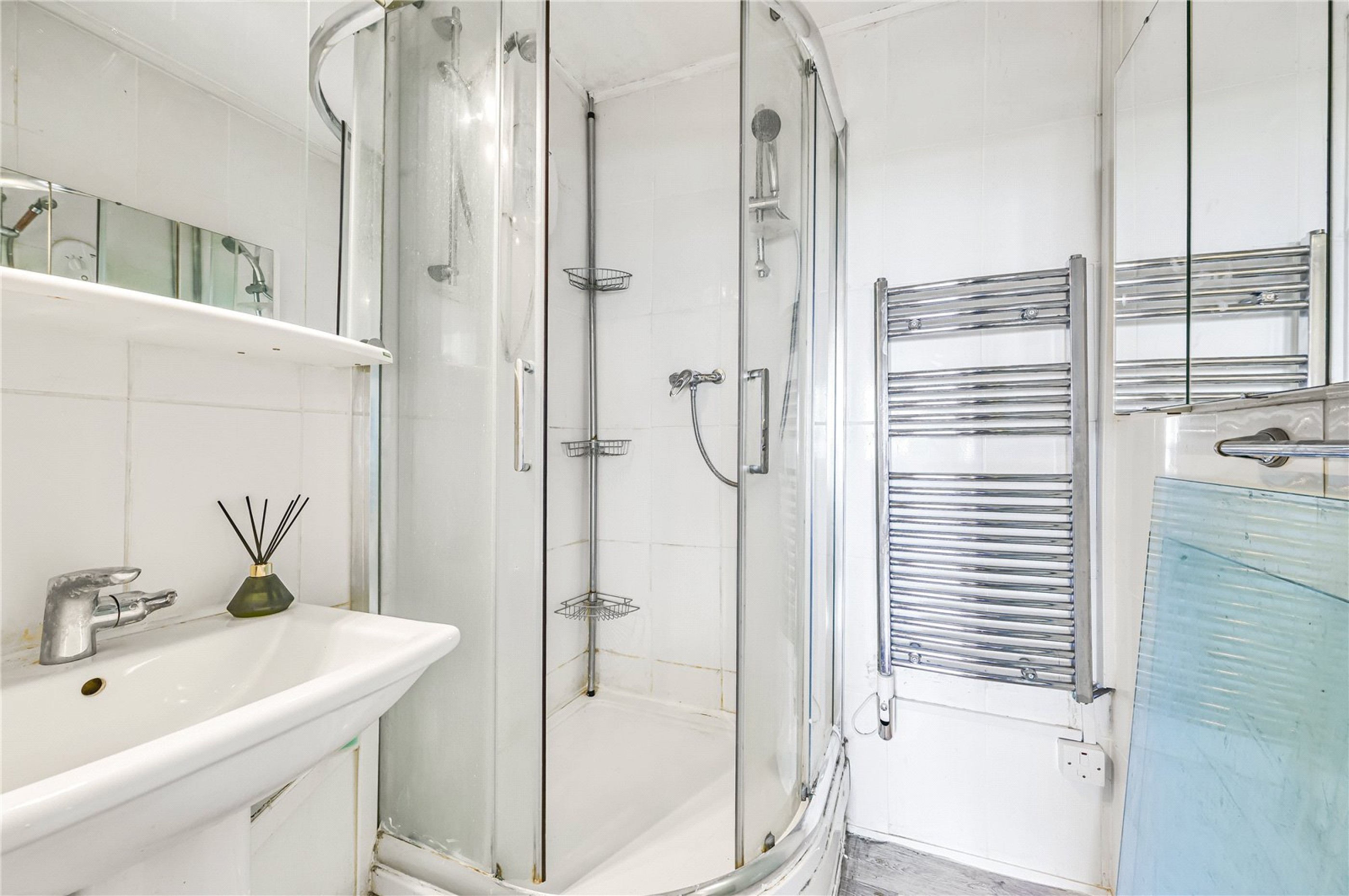 Images for London EAID:4101633374 BID:BLM