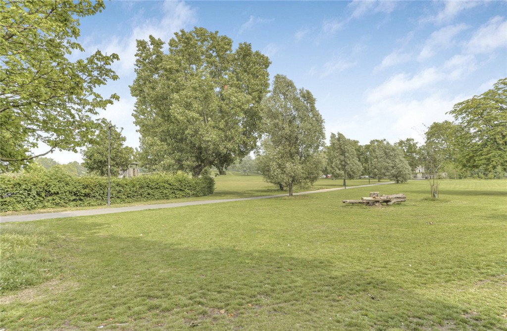 Images for London EAID:163099177 BID:BLM