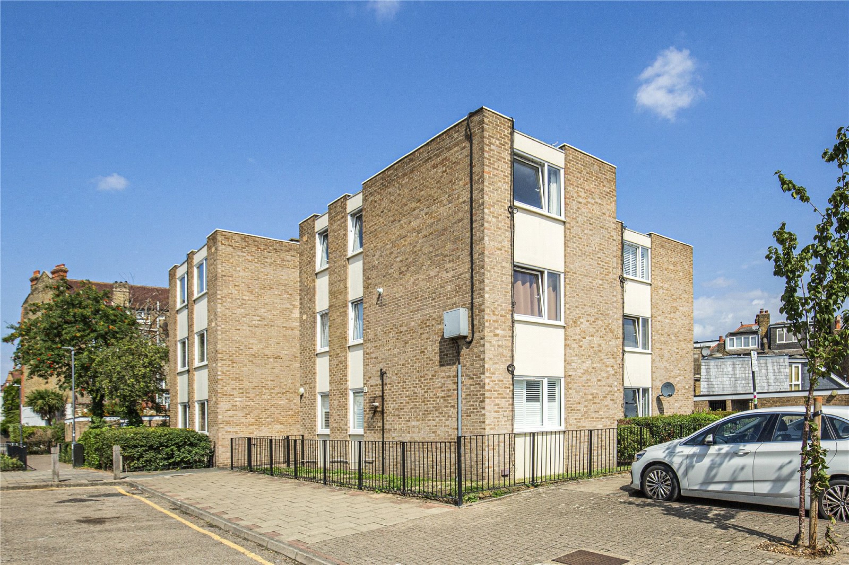 Images for London EAID:163099177 BID:BLM