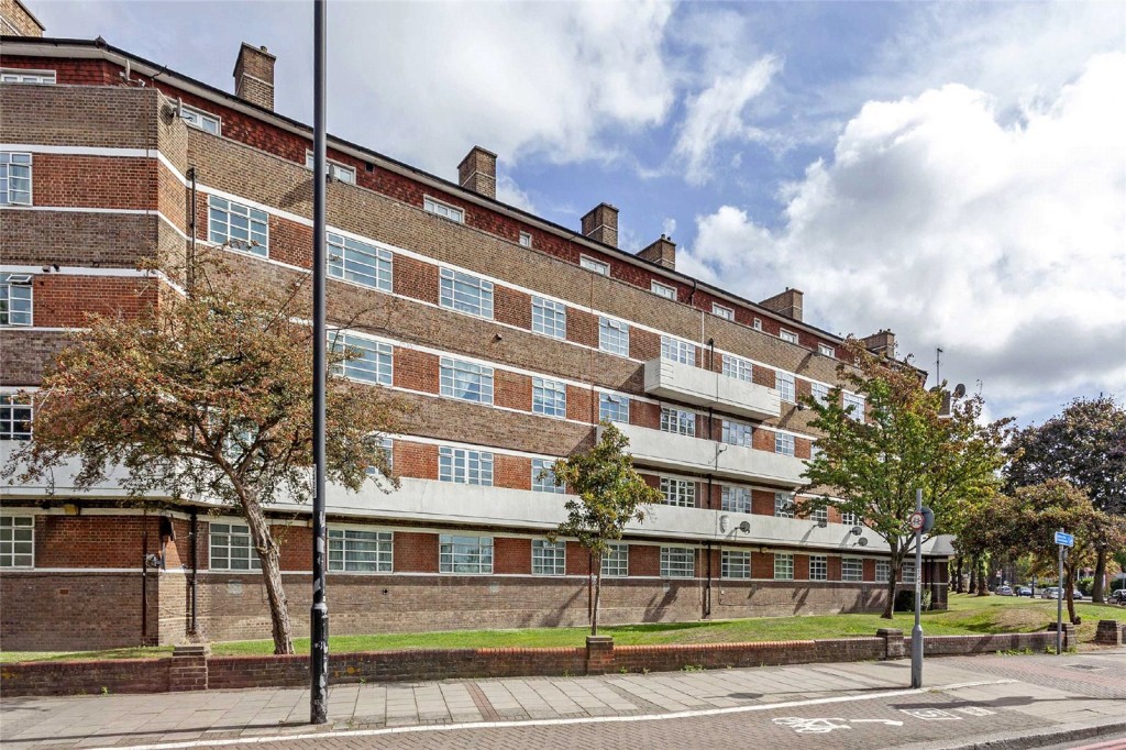 Images for London EAID:4101633374 BID:CLM