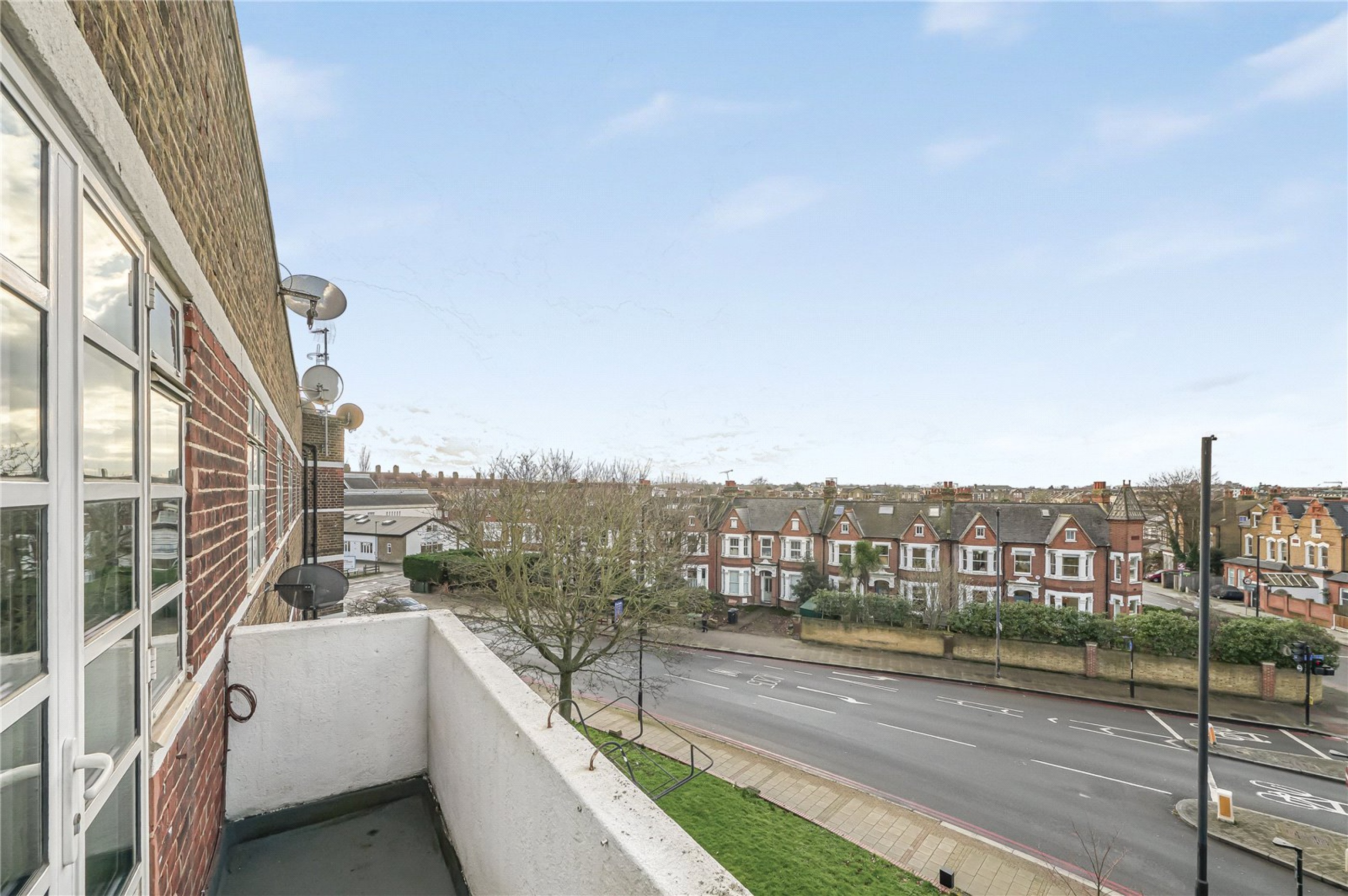 Images for London EAID:4101633374 BID:CLM