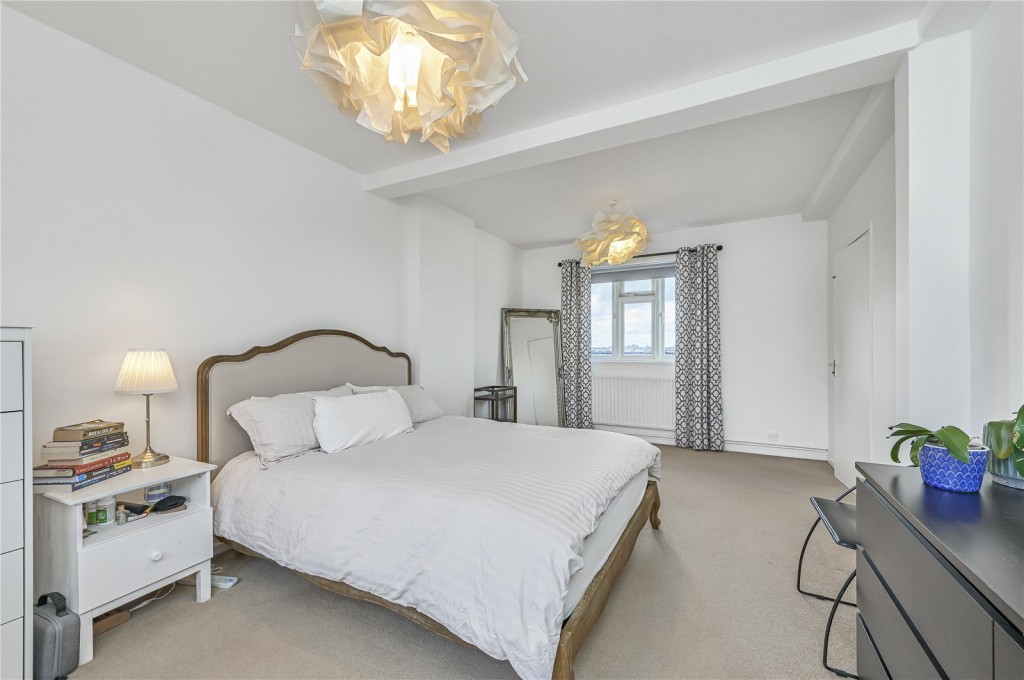 Images for London EAID:4101633374 BID:CLM