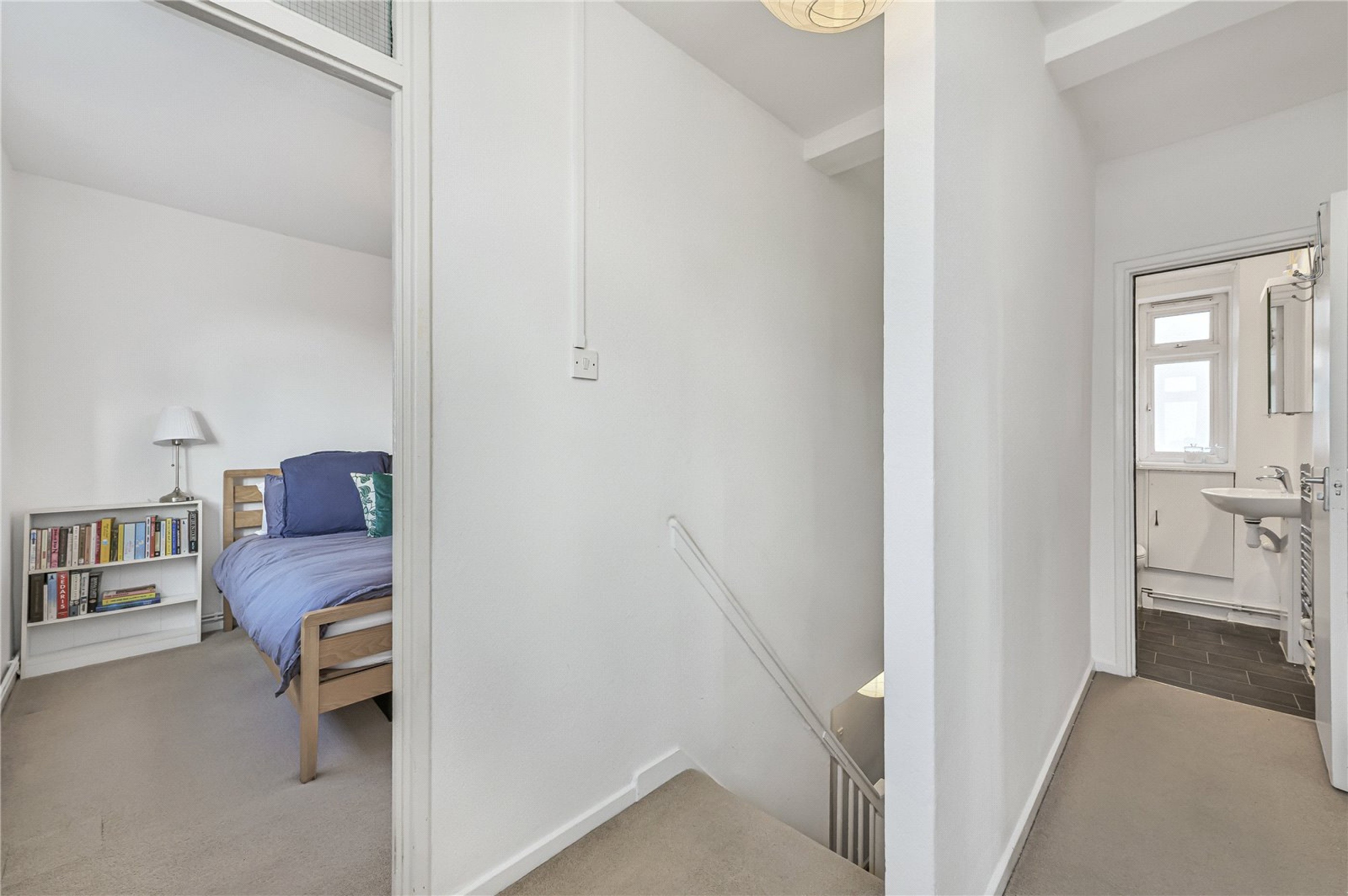 Images for London EAID:4101633374 BID:CLM