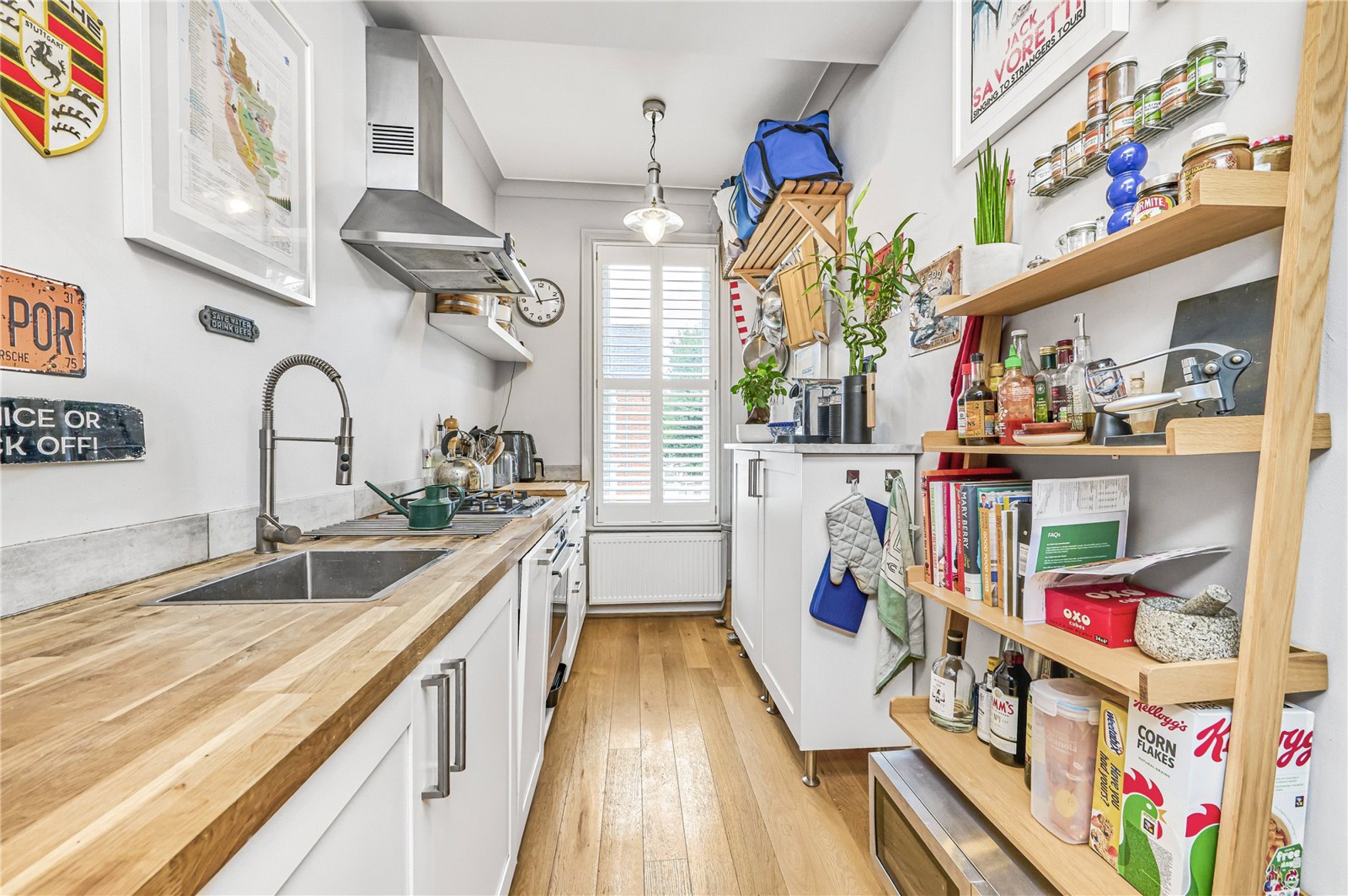 Images for London EAID:4101633374 BID:BLM