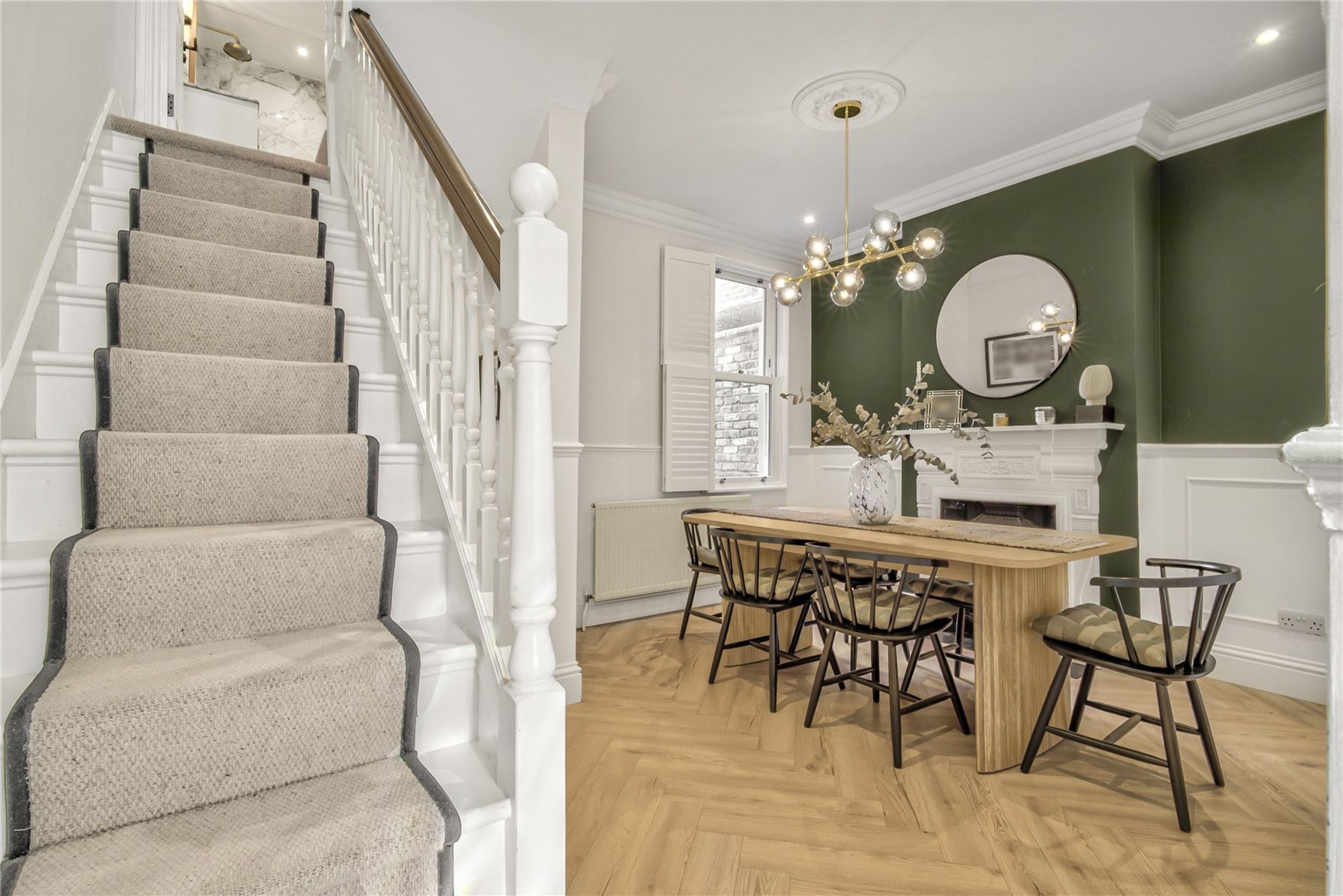 Images for London EAID:4101633374 BID:BLM