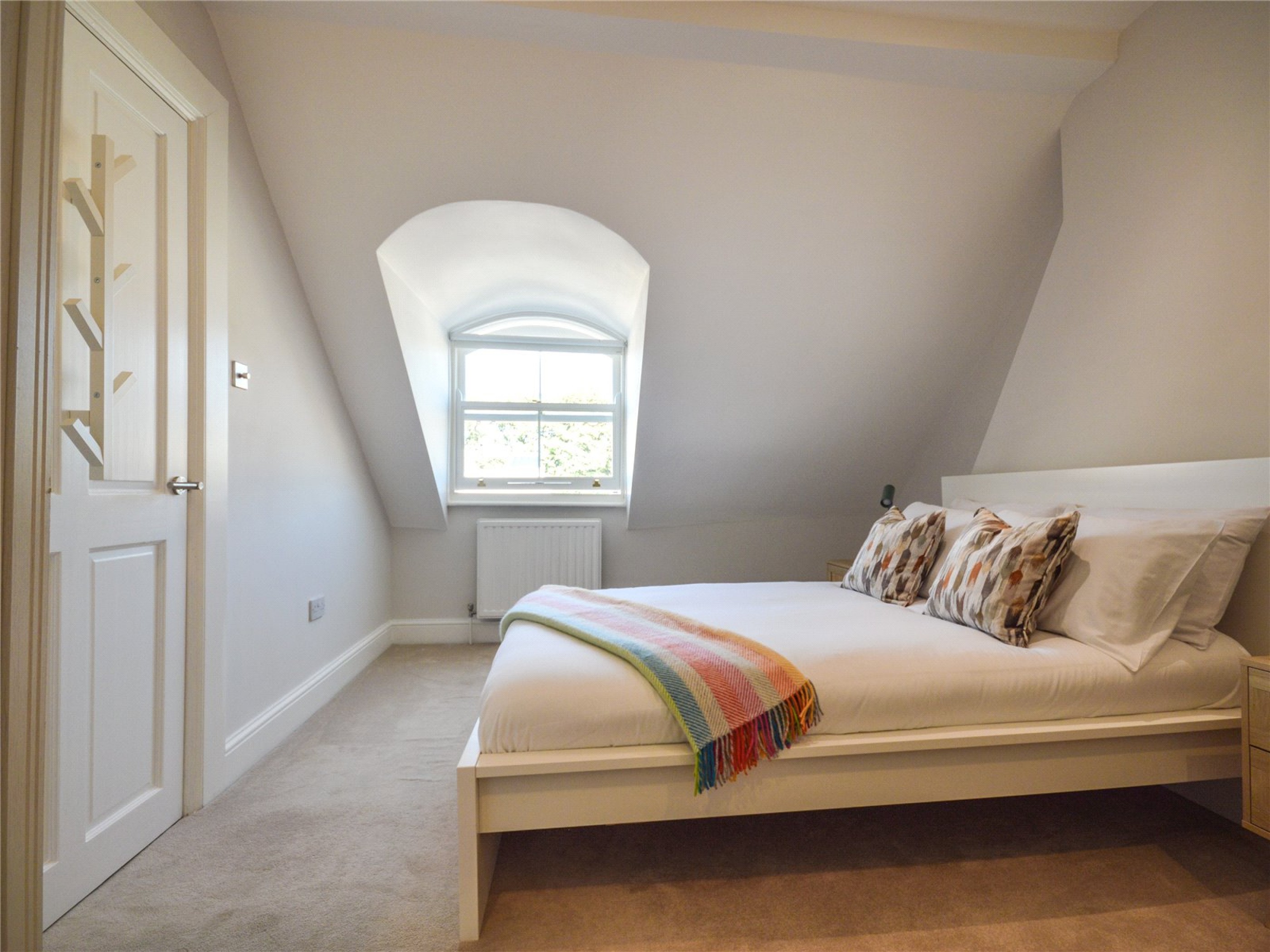 Images for London EAID:4101633374 BID:CLM