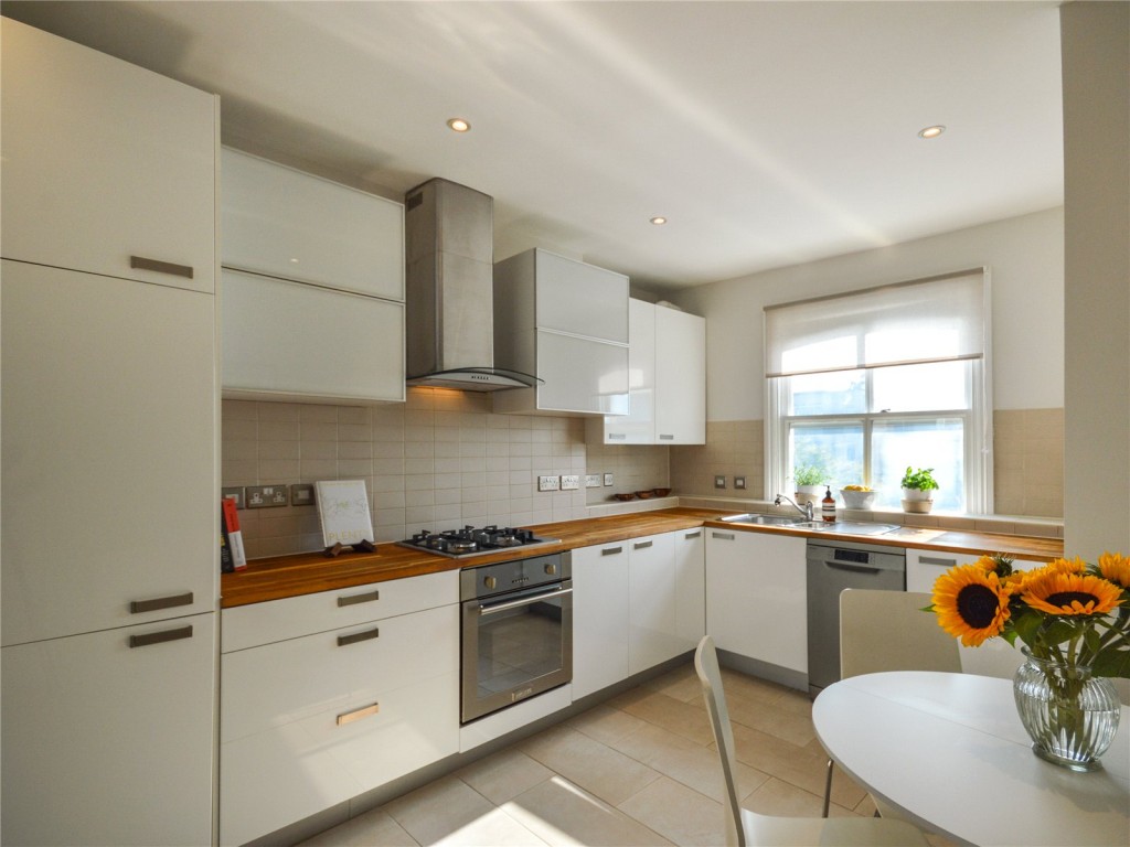 Images for London EAID:4101633374 BID:CLM